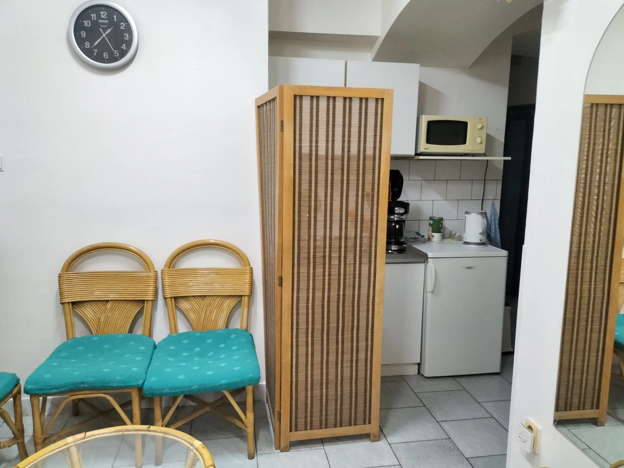 30–60min. masáž podle výběru: šíje, lymfatická nebo anticelulitidní