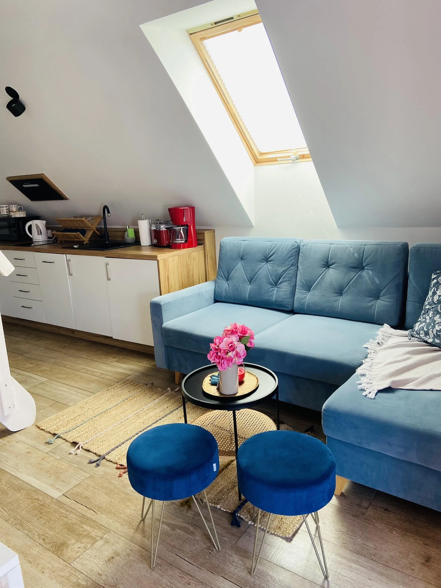 Vyhlášená pláž Leba a písečné duny: moderní apartmány pro celou rodinu, zahrada i balkon