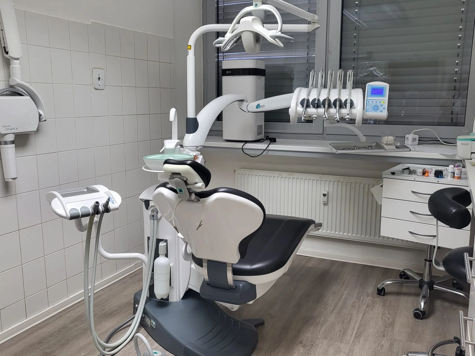 Dentální hygiena pro děti i dospělé vč. pískování a odstranění zubního kamene ultrazvukem