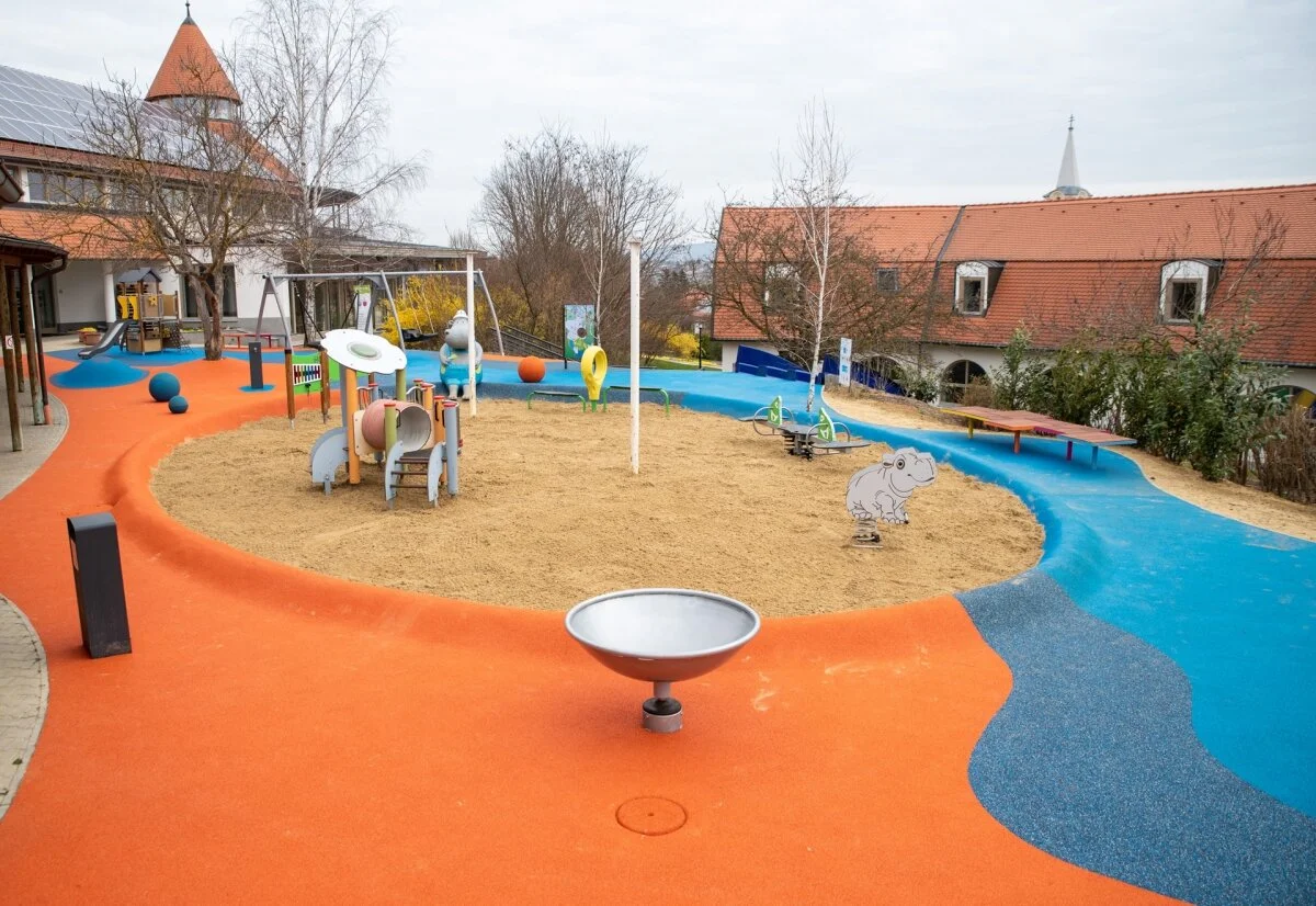 Rodinný hotel se zážitkovými lázněmi a hernou: až 2 děti zdarma, hlídání, polopenze a wellness