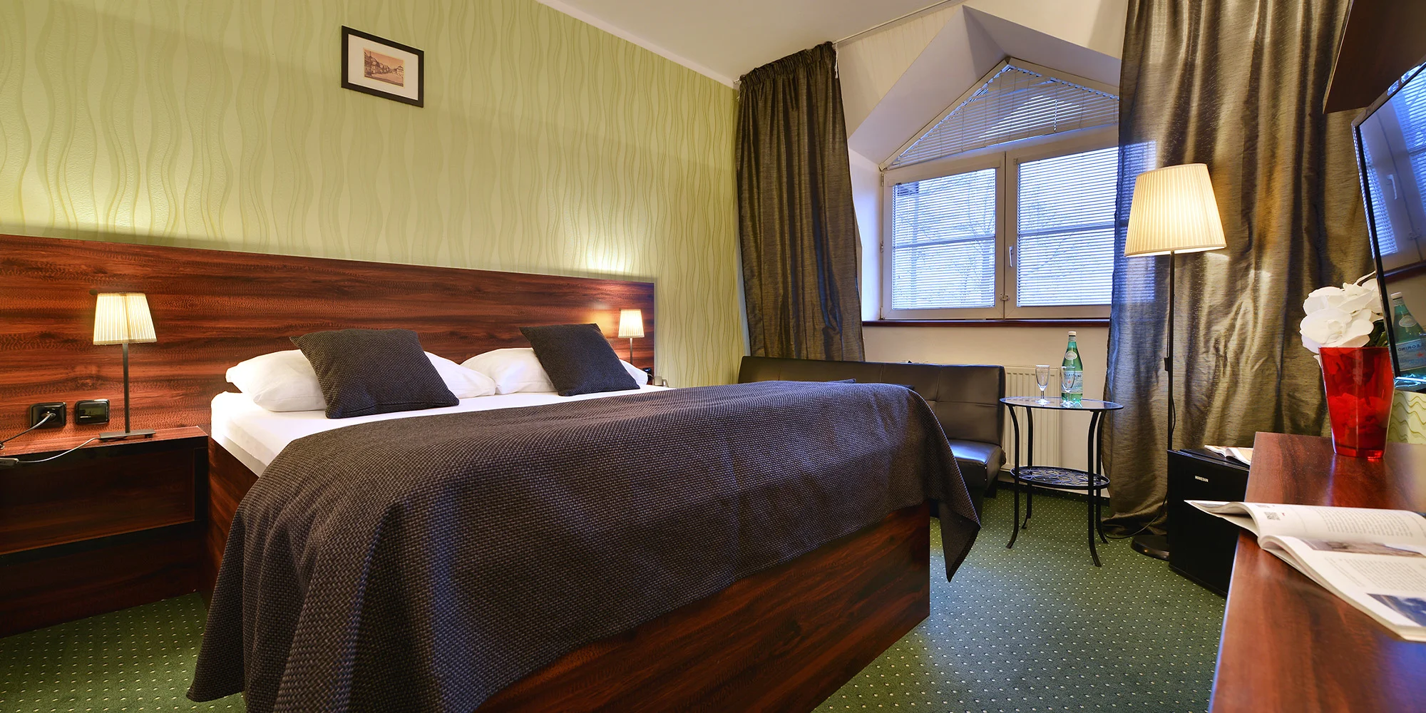 Hotel ve sklářském ráji: pobyt se snídaní či polopenzí, wellness, dámská jízda i bylinkový pobyt