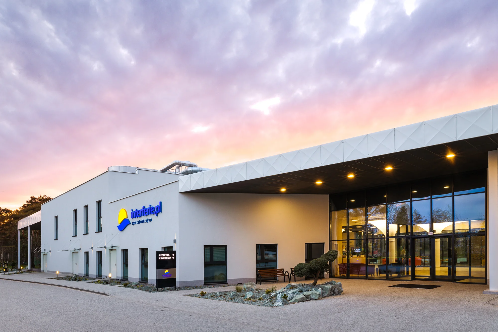 Dovolená u Baltu a jezera Bukowo: hotel 100 m od pláže, polopenze, wellness