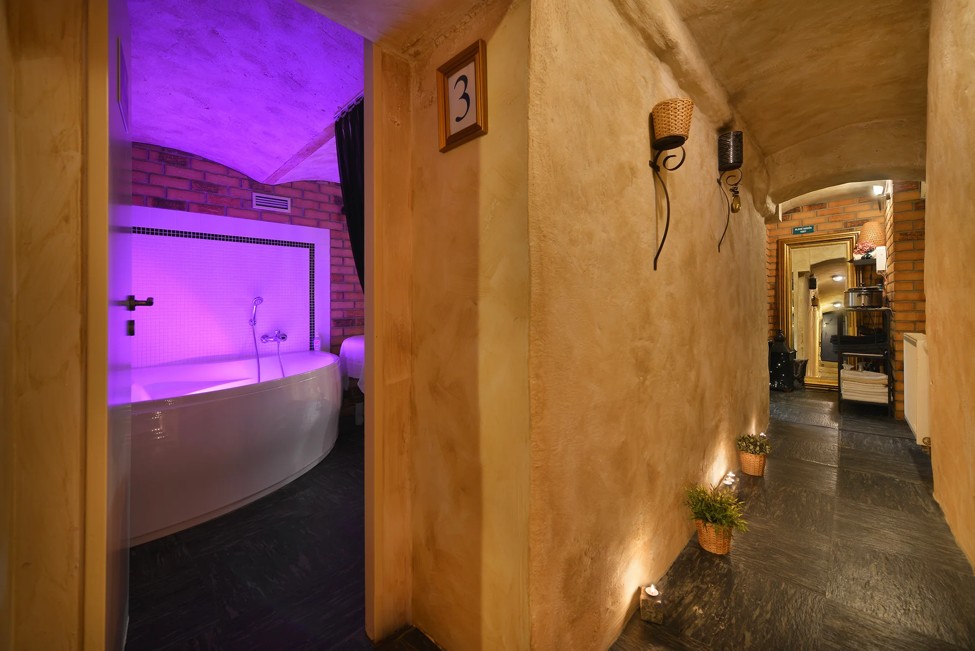 Česká Lípa a Máchův kraj: pobyt ve 4* hotelu se snídaní či polopenzí a wellness, na výběr i dámská jízda