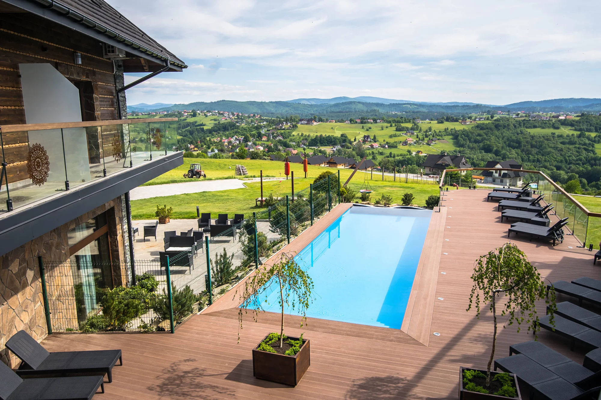 Polské Beskydy: hotel přímo u lanovky na Złoty Groń, snídaně či polopenze a wellness i bazén