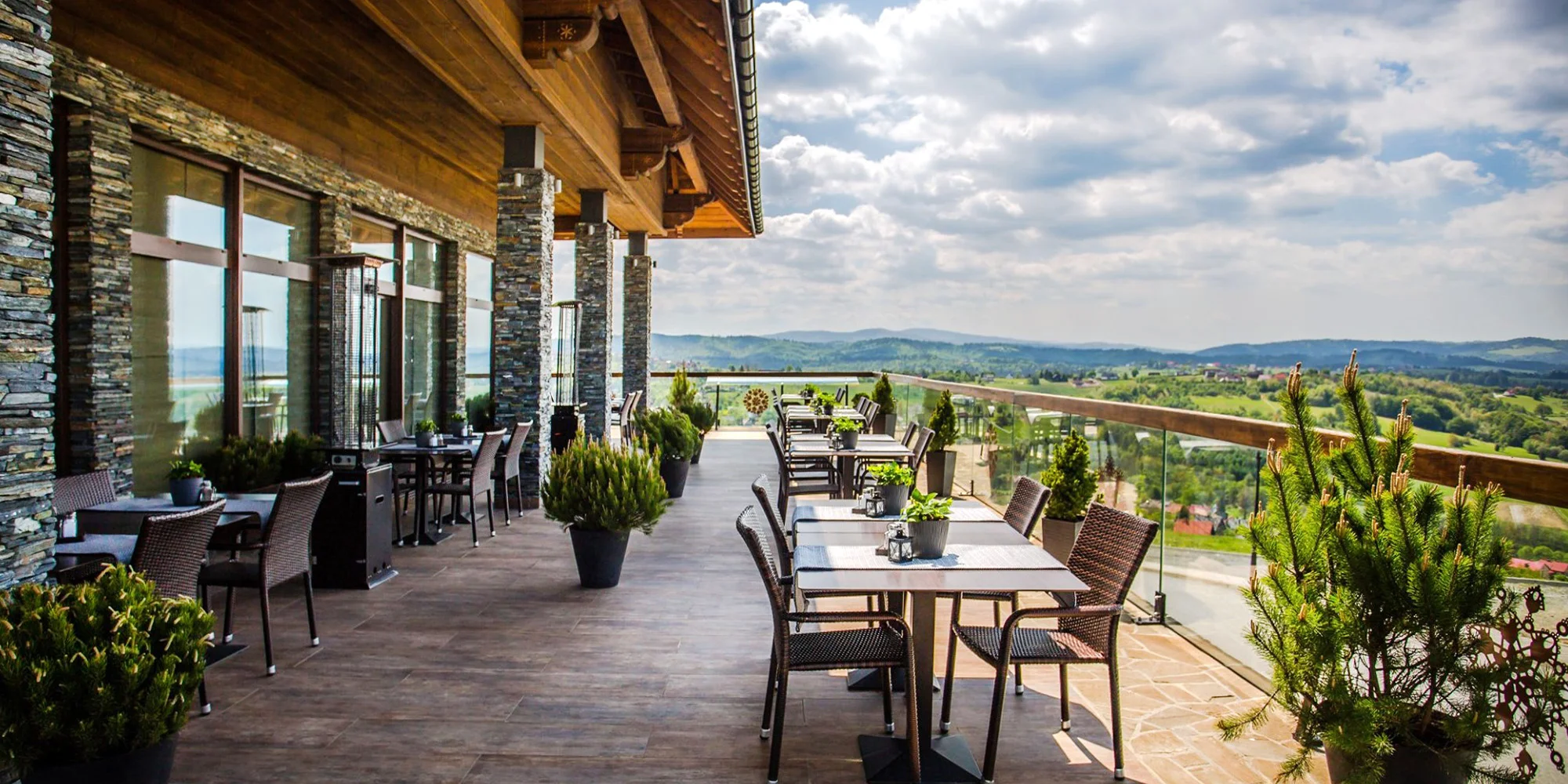 Polské Beskydy: hotel přímo u lanovky na Złoty Groń, snídaně či polopenze a wellness i bazén