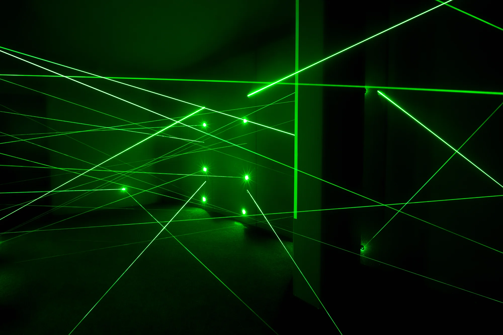 Vstup do laserového bludiště v Liberci pro 1–4 osoby: hry prověřující mobilitu i logické myšlení