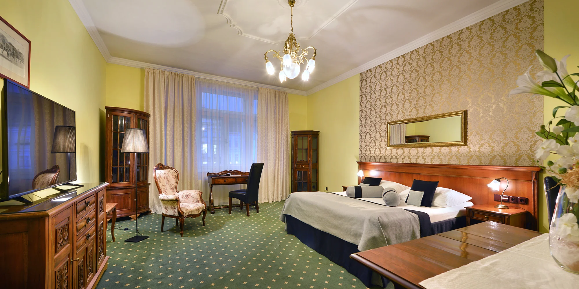 Česká Lípa a Máchův kraj: pobyt ve 4* hotelu se snídaní či polopenzí a wellness, na výběr i dámská jízda
