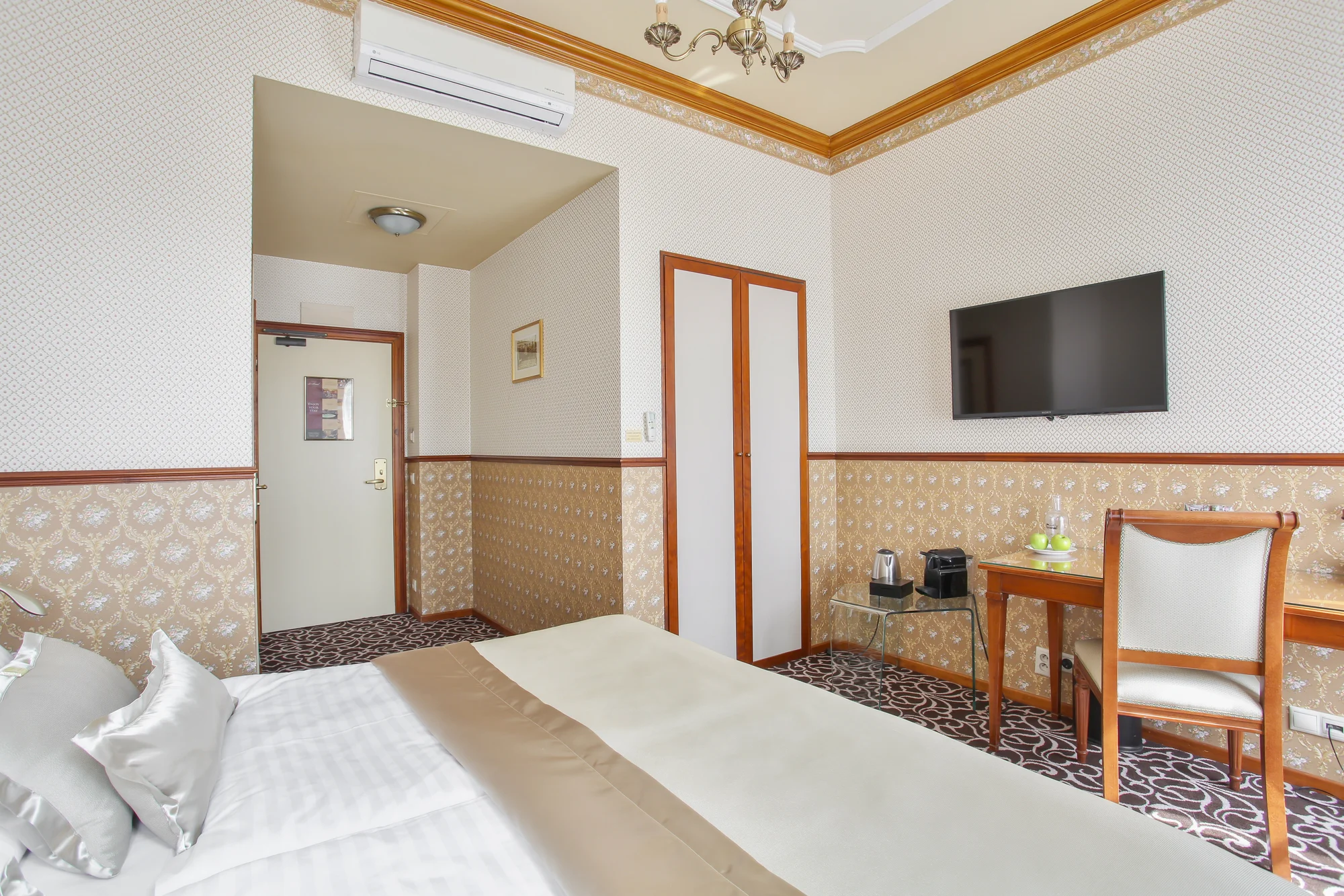 Romantický pobyt v hotelu Chateau St. Havel****: zámecké snídaně, degustační večeře, wellness i šampaňské
