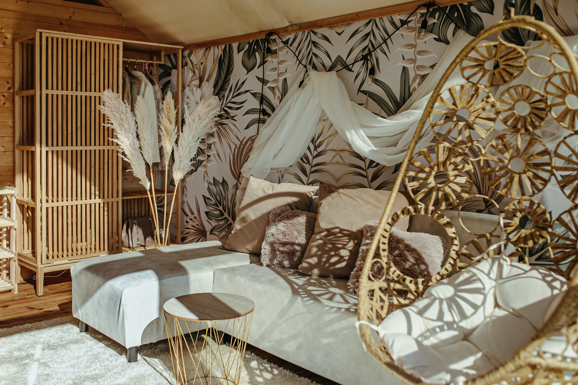 Glamping u jezera Jamno a u Baltu: snídaně, spousta aktivit i domky s vlastním wellness