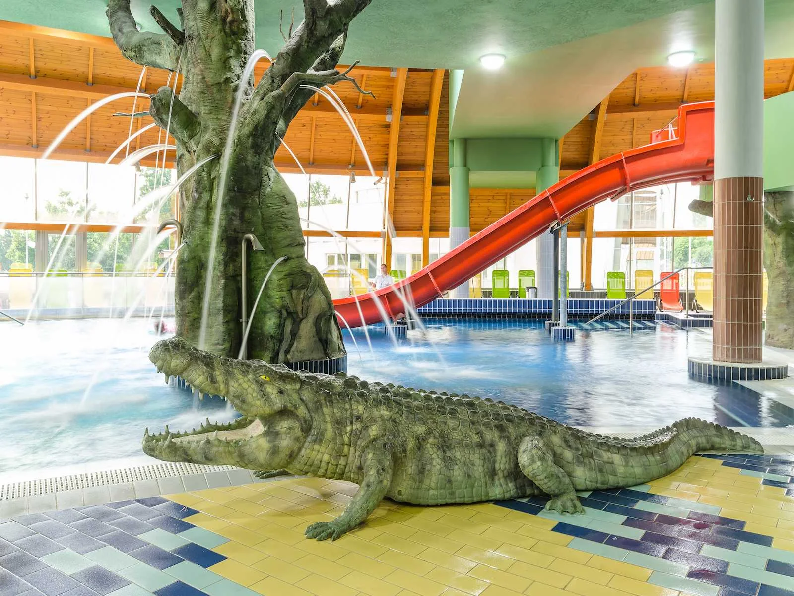 Pobyt ve 4* hotelu 200 m od největších termálů v Evropě: polopenze a neomezená sauna