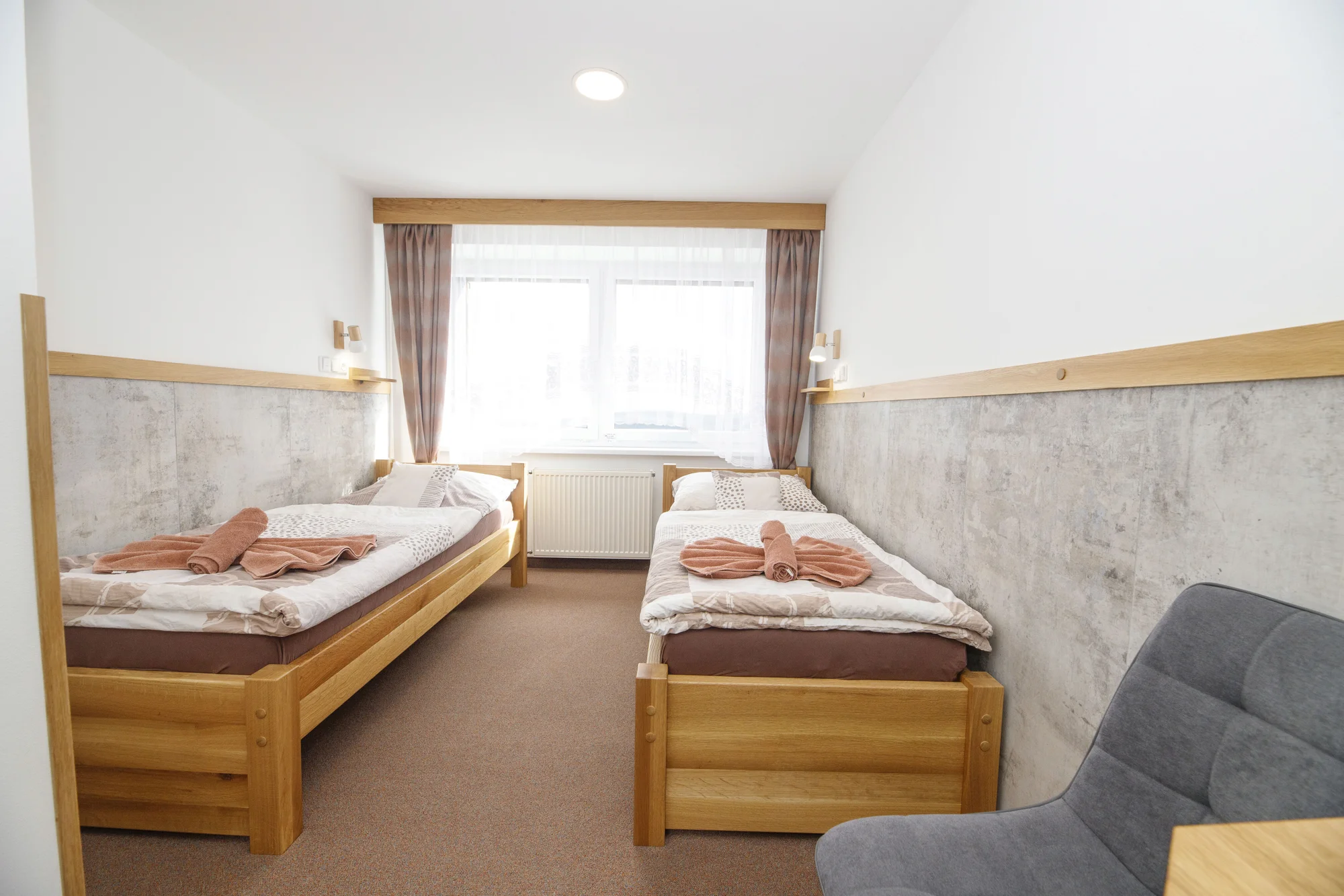Aktivní pobyt na Šumavě: zrekonstruovaný hotel s polopenzí, wellness, sport i výlety