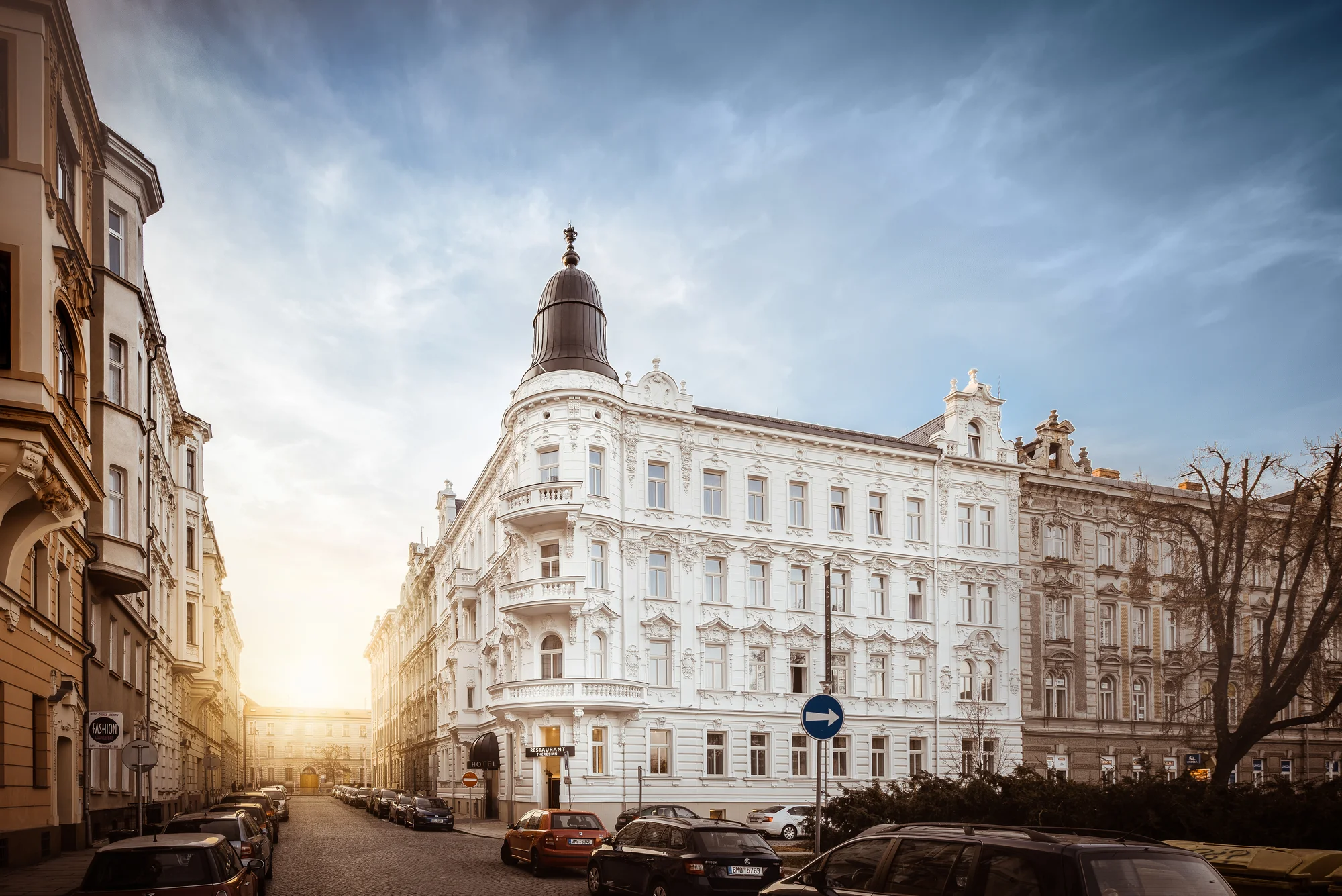 Čtyřhvězdičkový relax v centru Olomouce: bohaté snídaně i wellness