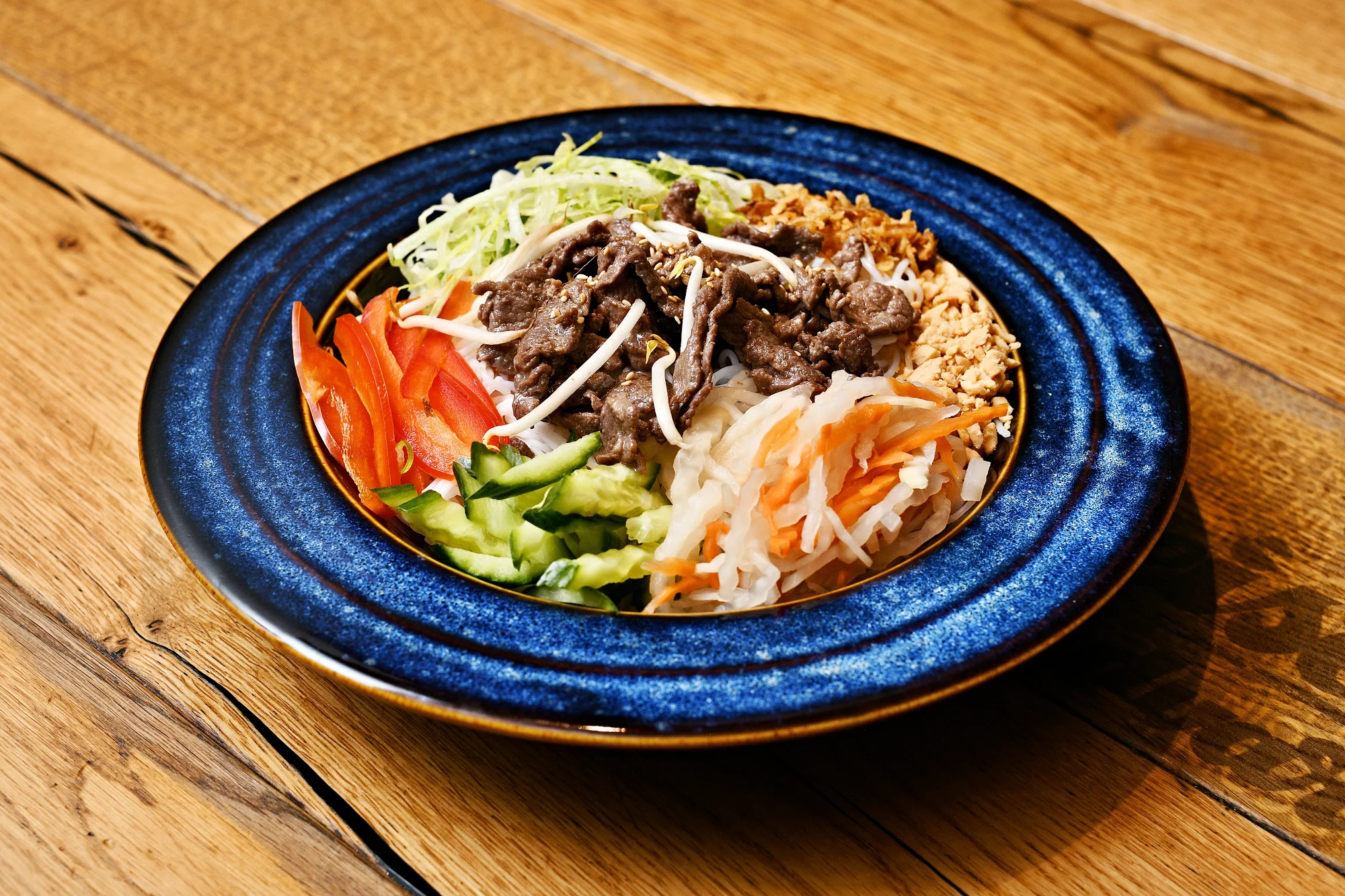 Asijské jídlo dle výběru nebo celé menu v Karlíně: Bum Bo Nam Bo i Pad Thai či Udon
