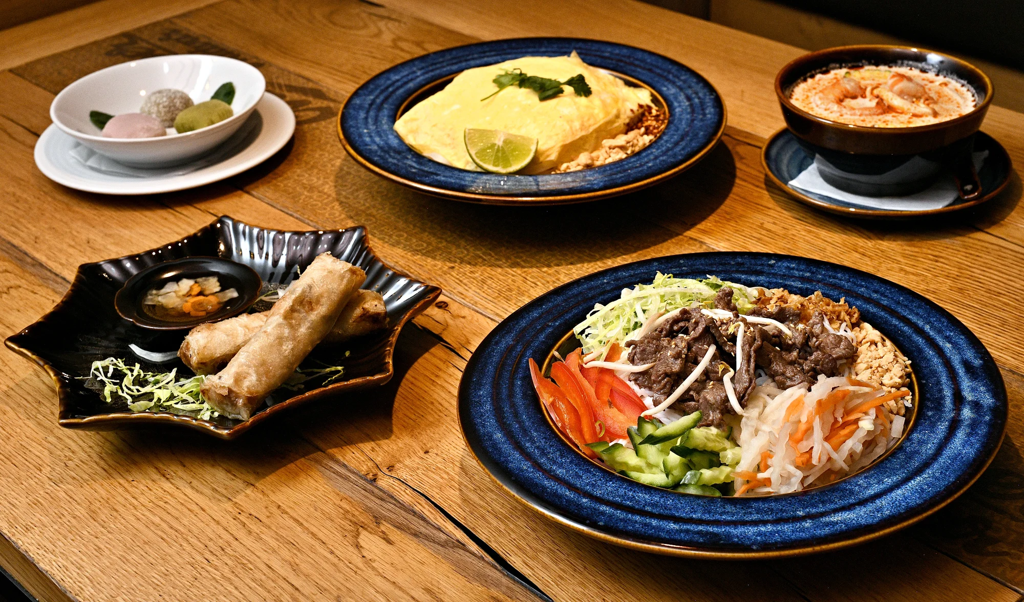 Asijské jídlo dle výběru nebo celé menu v Karlíně: Bum Bo Nam Bo i Pad Thai či Udon