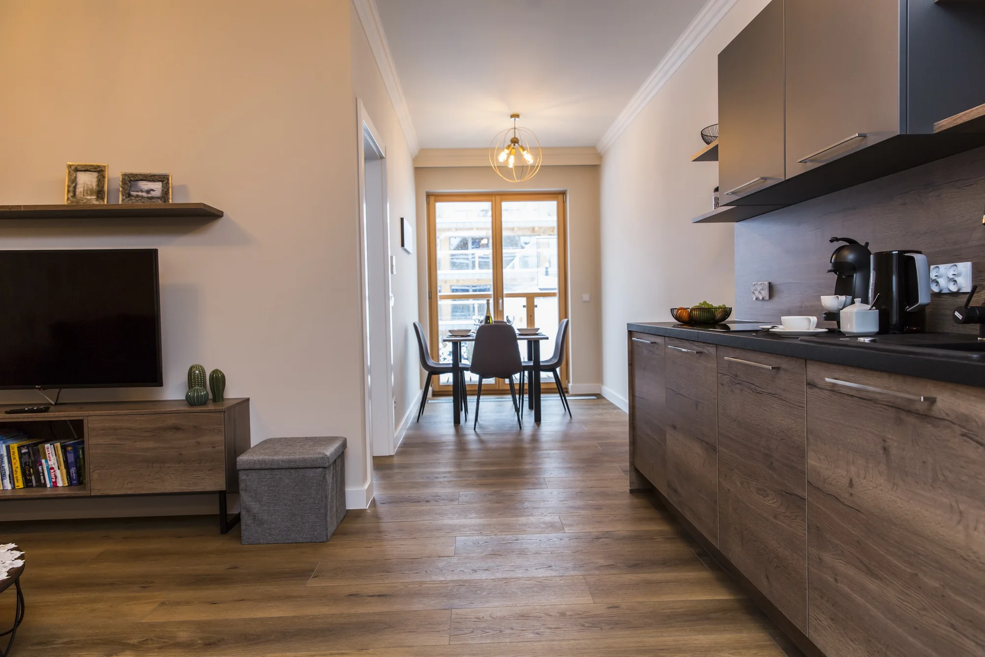 Moderní apartmány v Zakopaném až pro 6 osob: cena za celý apartmán, neomezeně sauny a geotermální bazén
