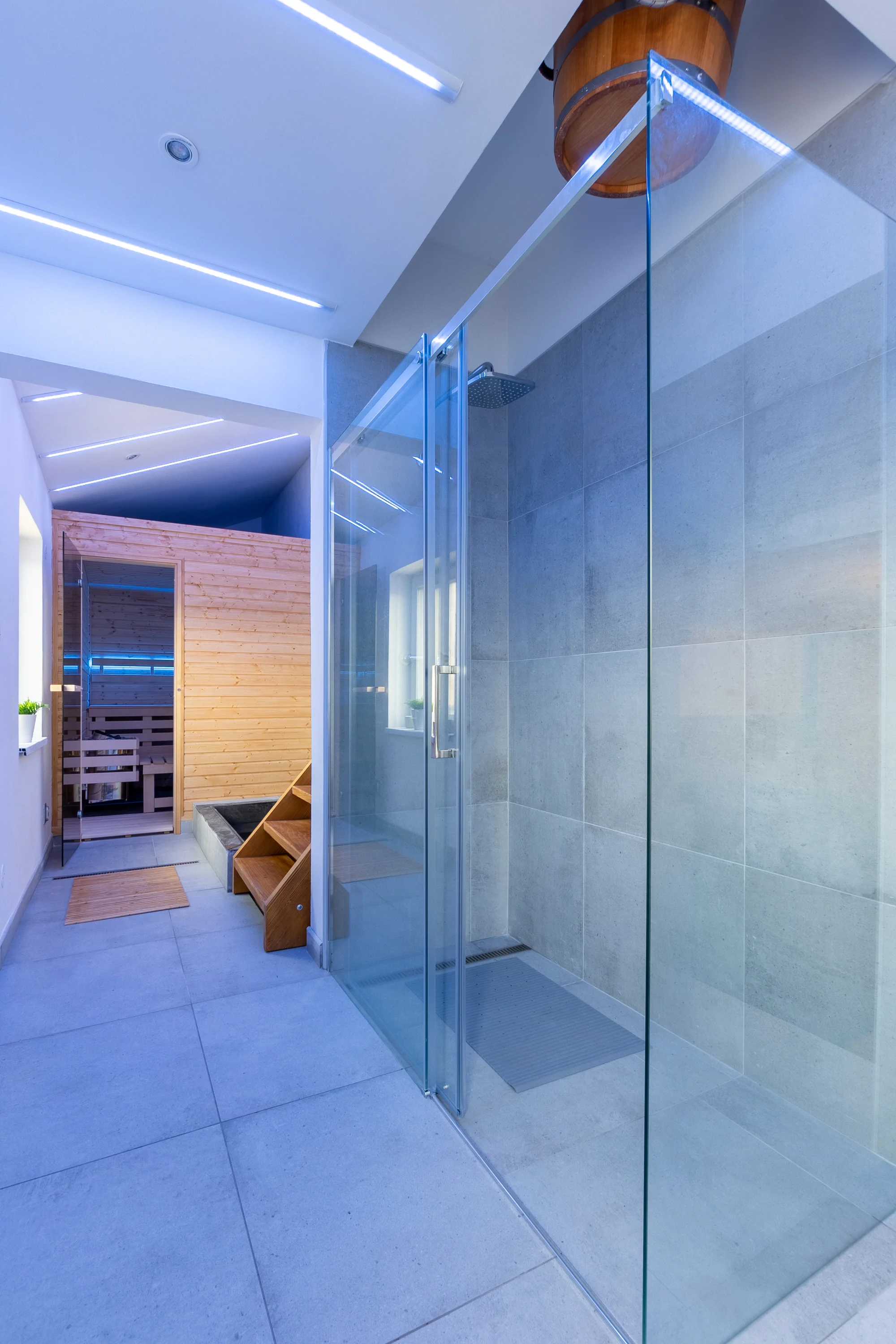 2 hod. v privátním wellness pro dva: sauna, whirlpool vana, víno i občerstvení