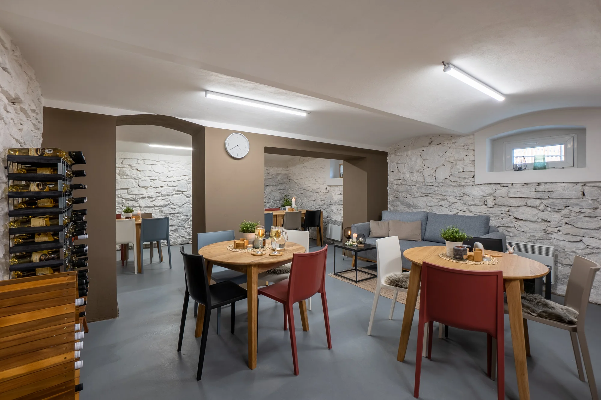 2 hod. v privátním wellness pro dva: sauna, whirlpool vana, víno i občerstvení