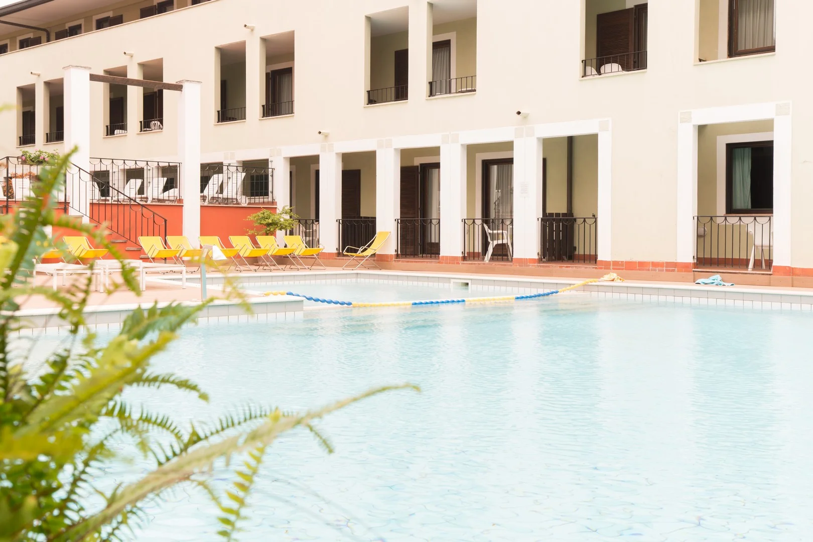 Dovolená u Lago di Garda: 3* hotel u jezera se snídaní, v létě venkovní bazén