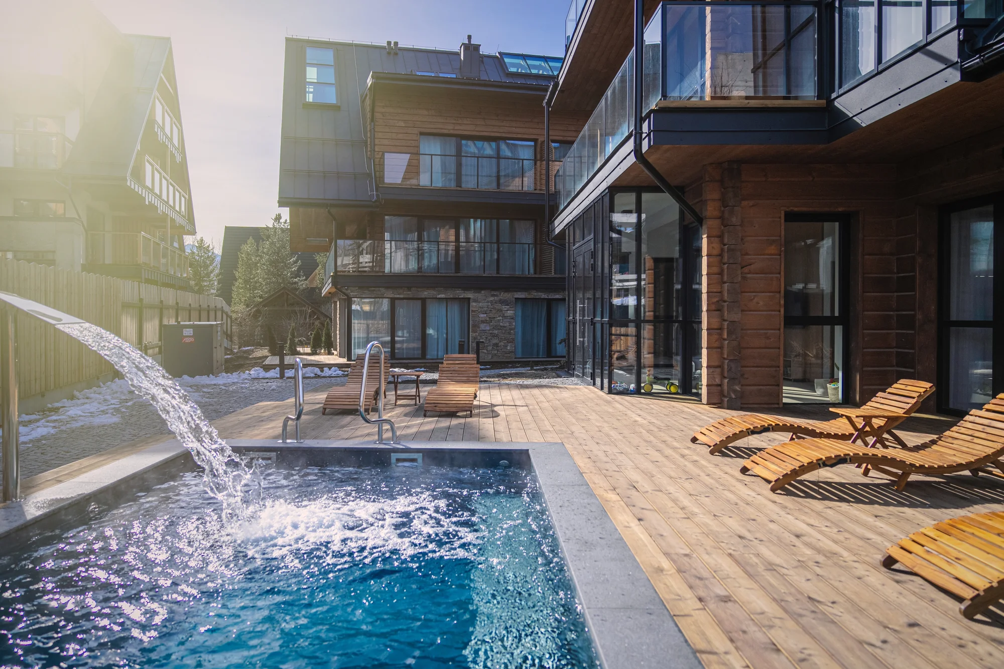 Zbrusu nové moderní apartmány v centru Zakopaného: relaxace ve SPA i dobrodružství