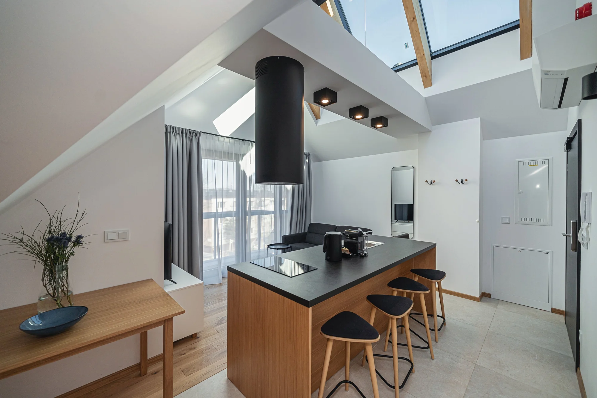 Zbrusu nové moderní apartmány v centru Zakopaného: relaxace ve SPA i dobrodružství