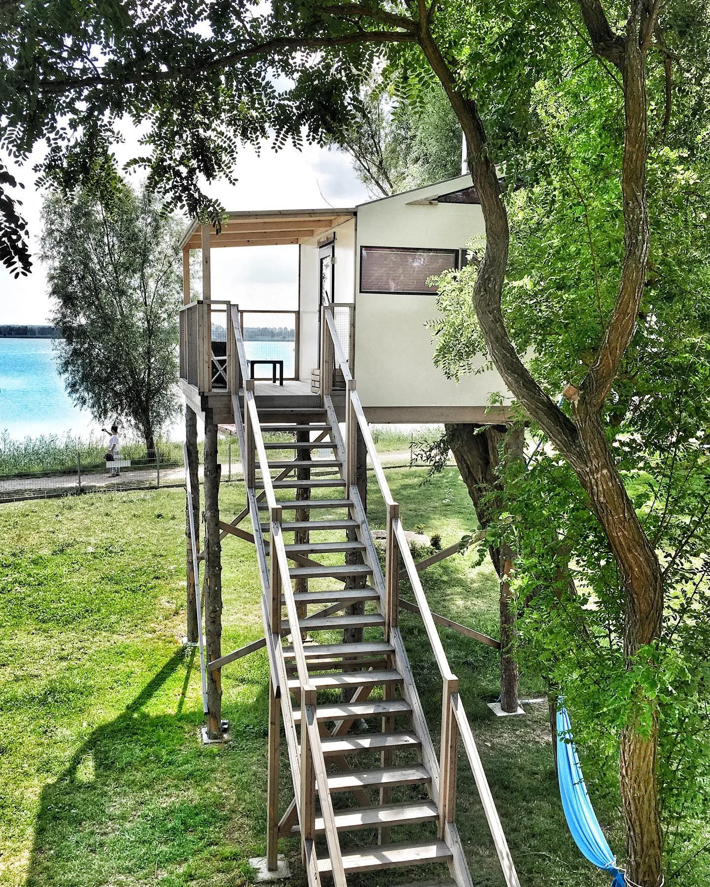 Glamping u jezera Jamno a u Baltu: snídaně, spousta aktivit i domky s vlastním wellness
