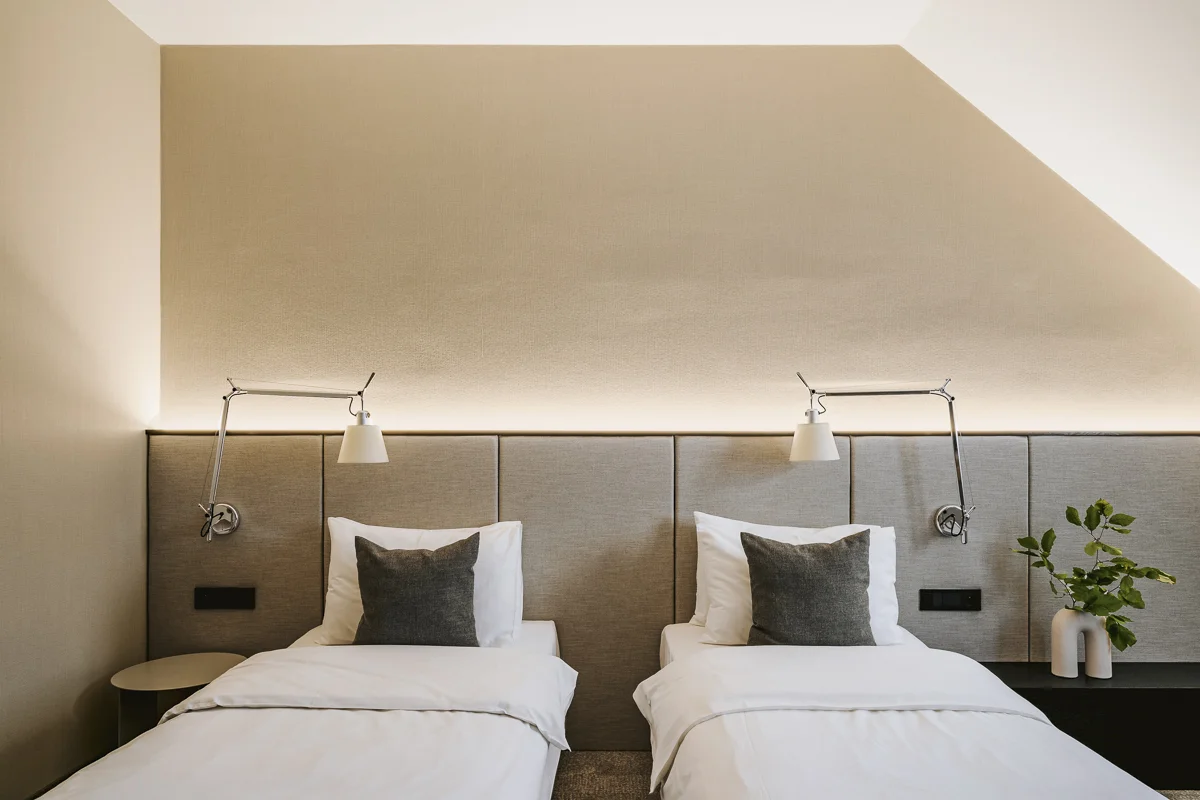 Polská Jura – skalní město, vinice a klid: krásný hotel s wellness, polopenze, 2 děti zdarma