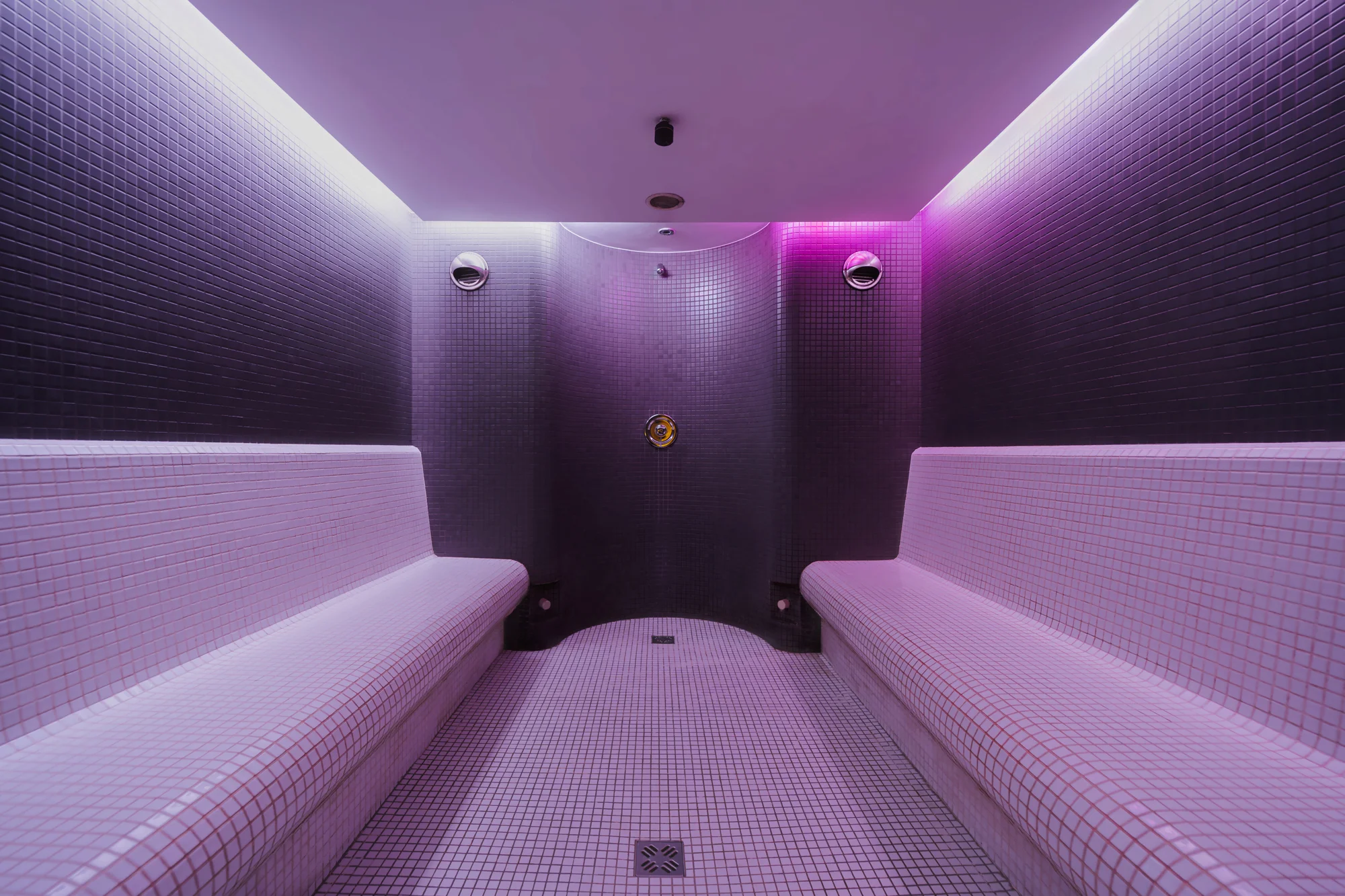 Polská Jura – skalní město, vinice a klid: krásný hotel s wellness, polopenze, 2 děti zdarma