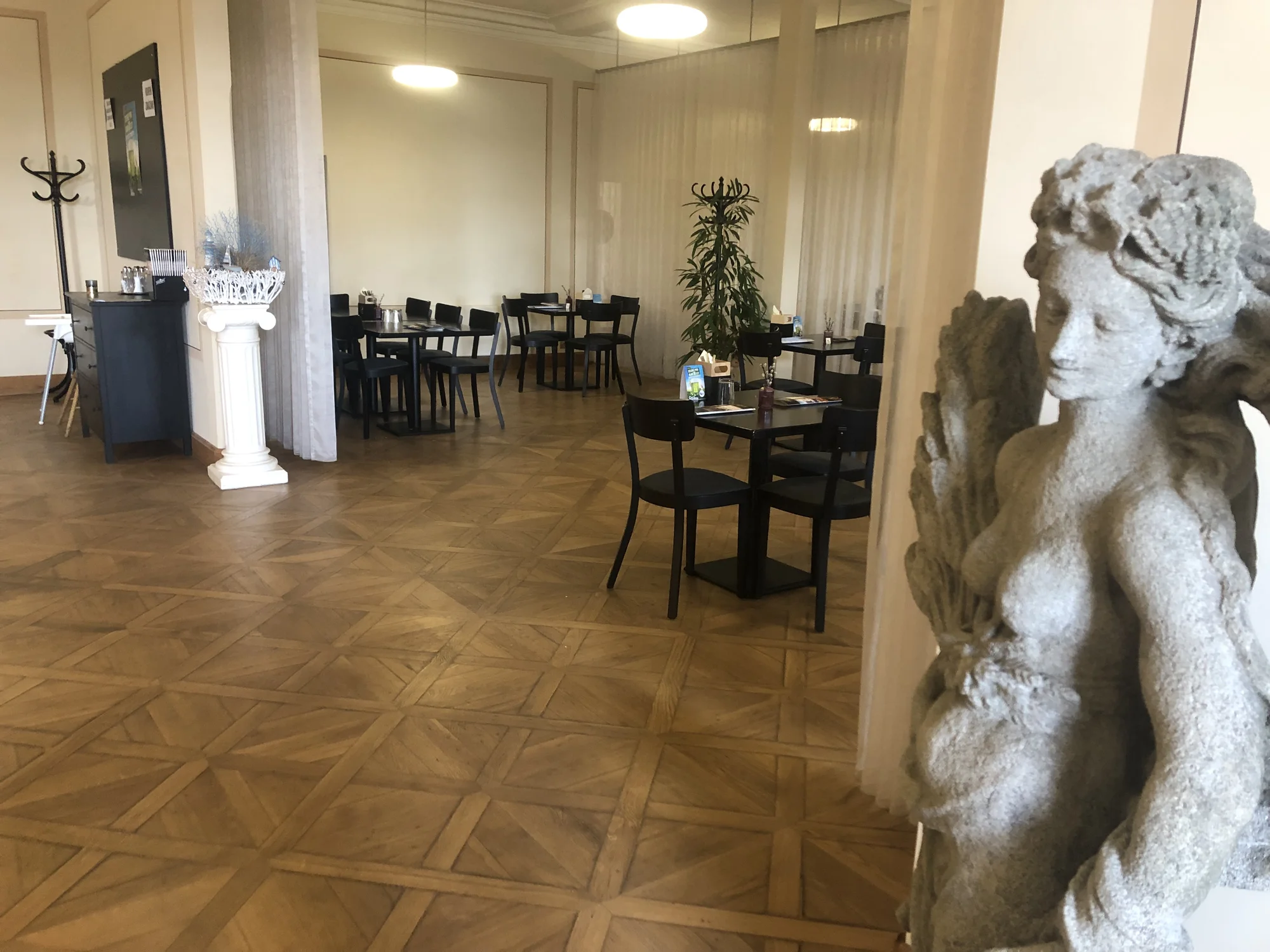 Plato řeckých masových či grilovaných specialit i s láhví prosecca pro 2 osoby