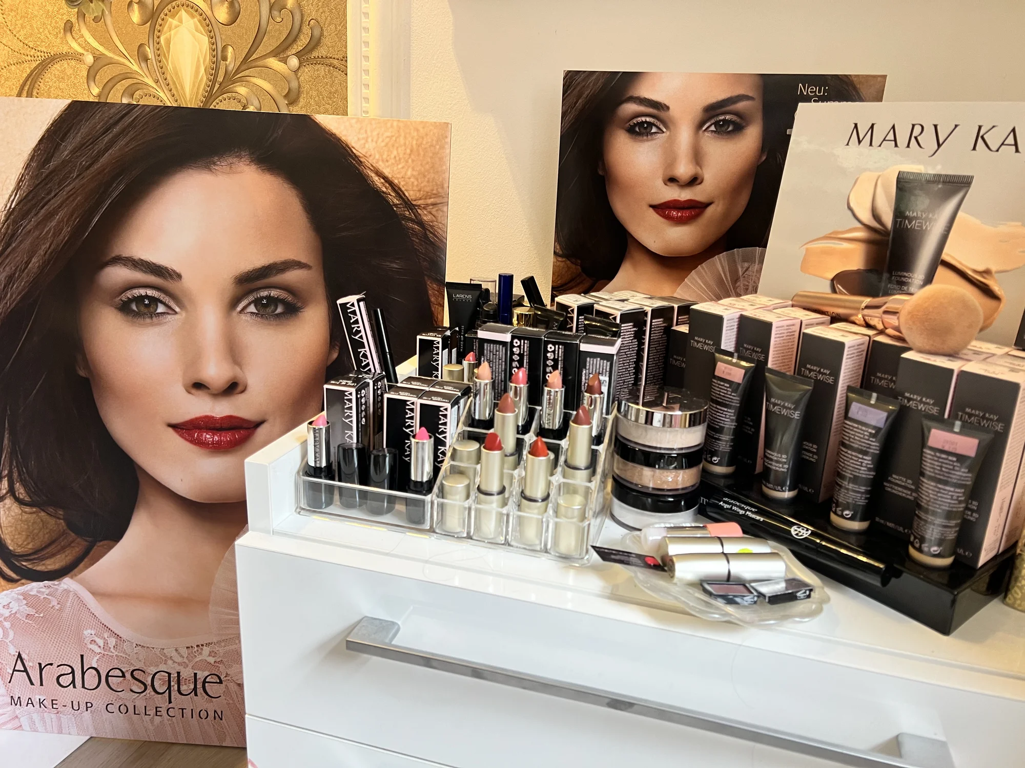 Individuální kurz líčení pro laiky i pokročilé: 2 hod. teorie a praxe i make-up jako dárek