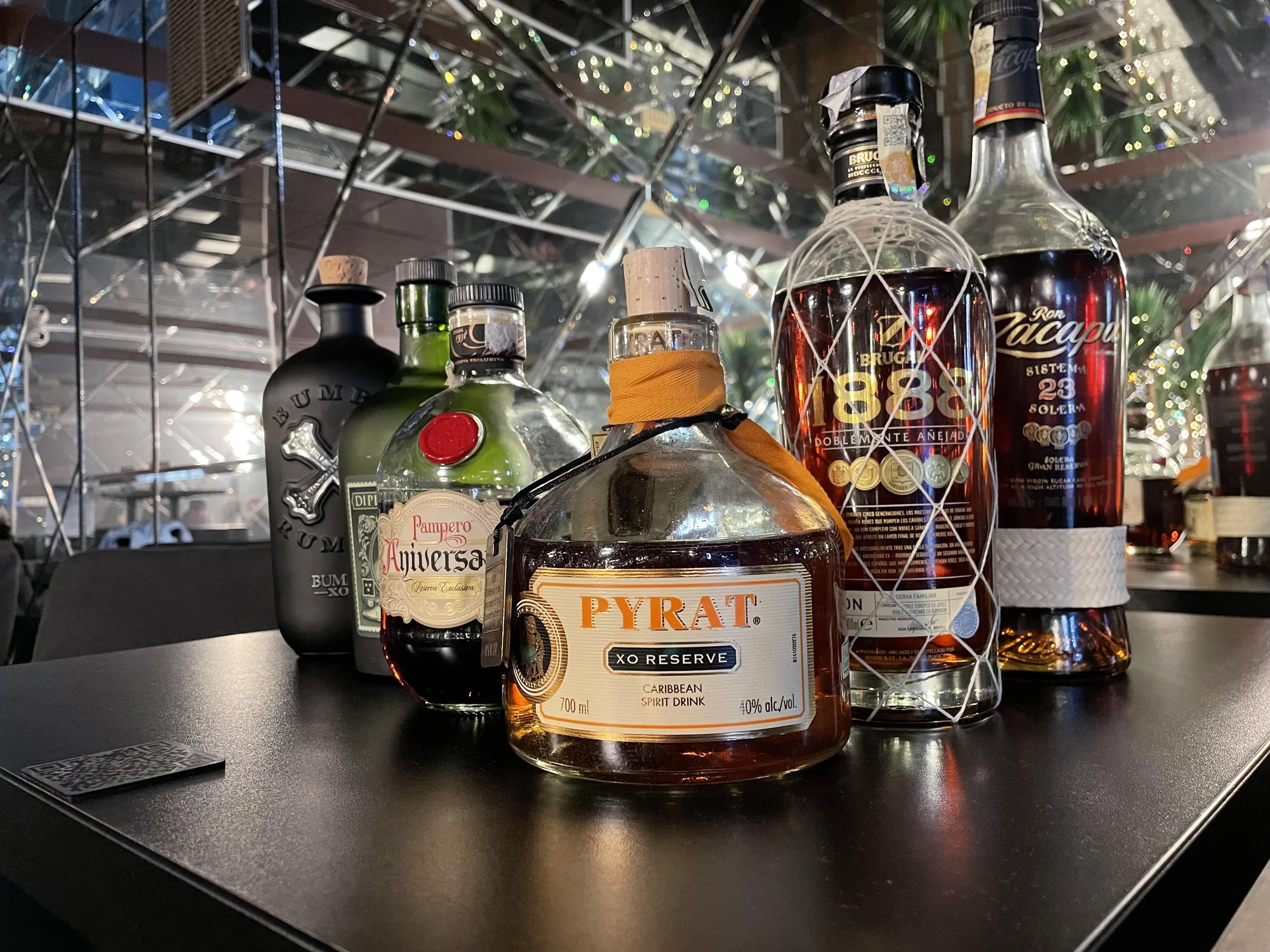 Degustace šesti prémiových rumů pro 1 nebo 2 osoby v centru Plzně