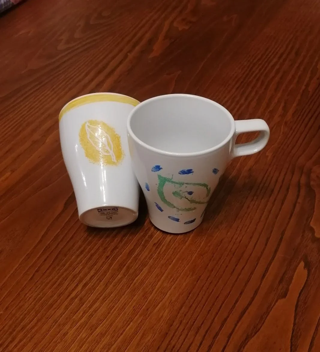 Výtvarný kurz dle výběru: výroba šperků, věnců, vitráží, malba na porcelán i batikování
