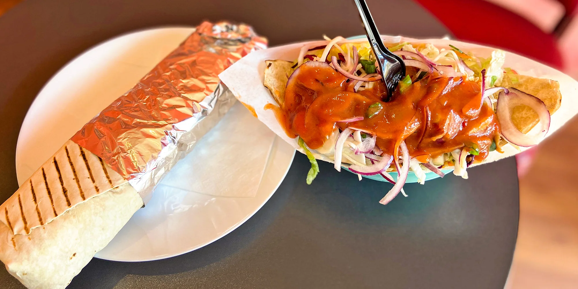 Kebab podle výběru: döner v chlebu či dürüm v tortile i se sýrem