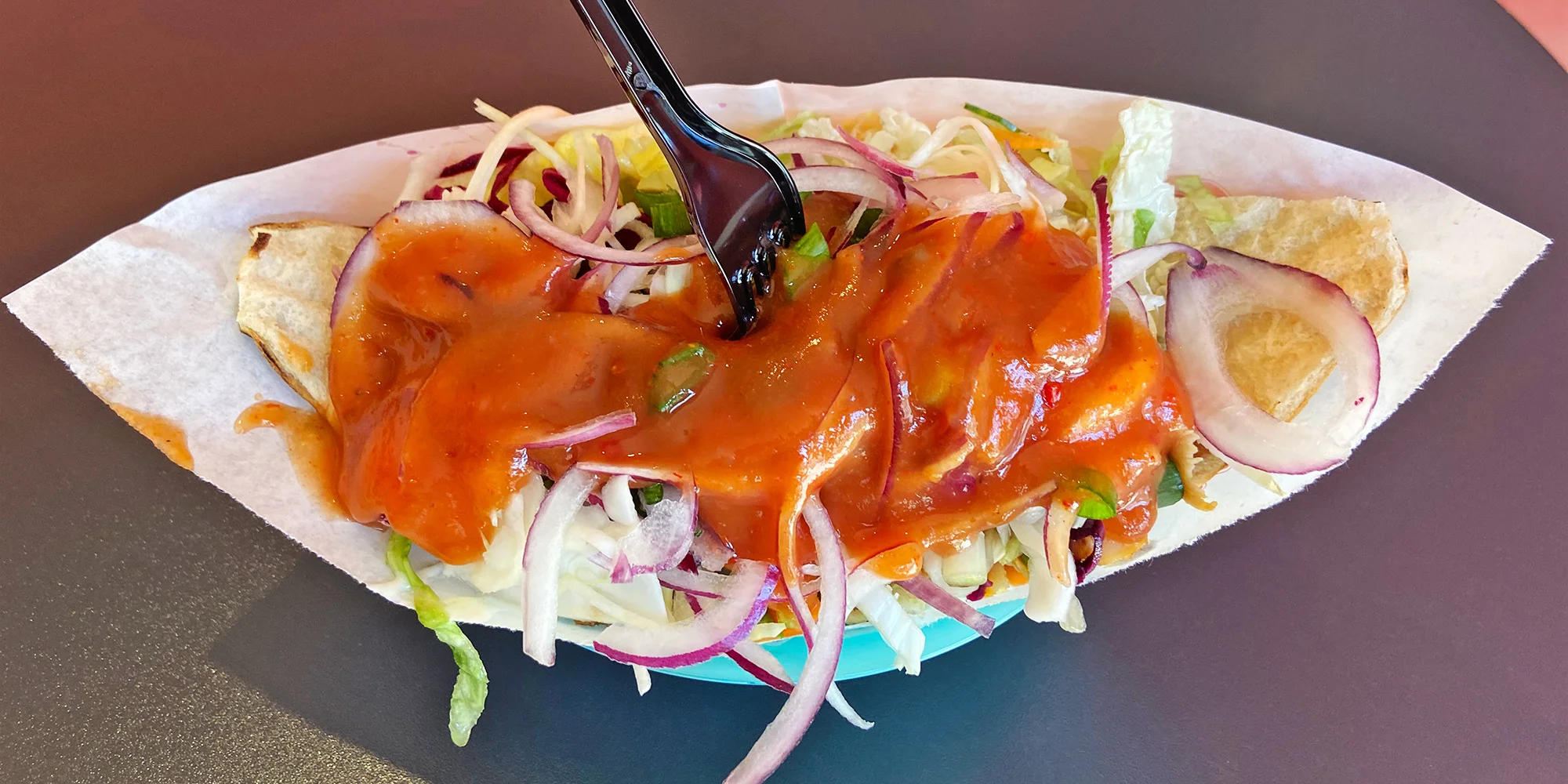 Kebab podle výběru: döner v chlebu či dürüm v tortile i se sýrem