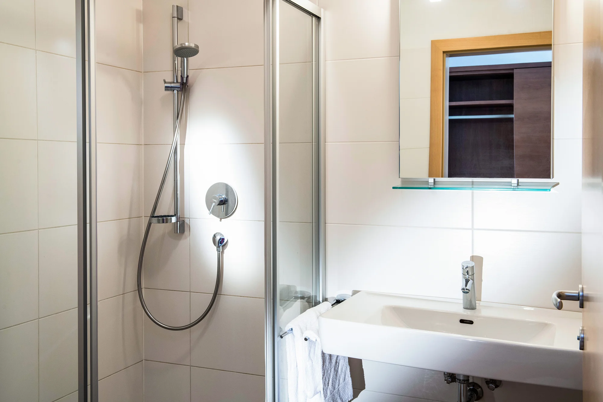 Aktivní dovolená v Rakousku, oblast Saalbach: apartmány až pro 8 osob, karta výhod