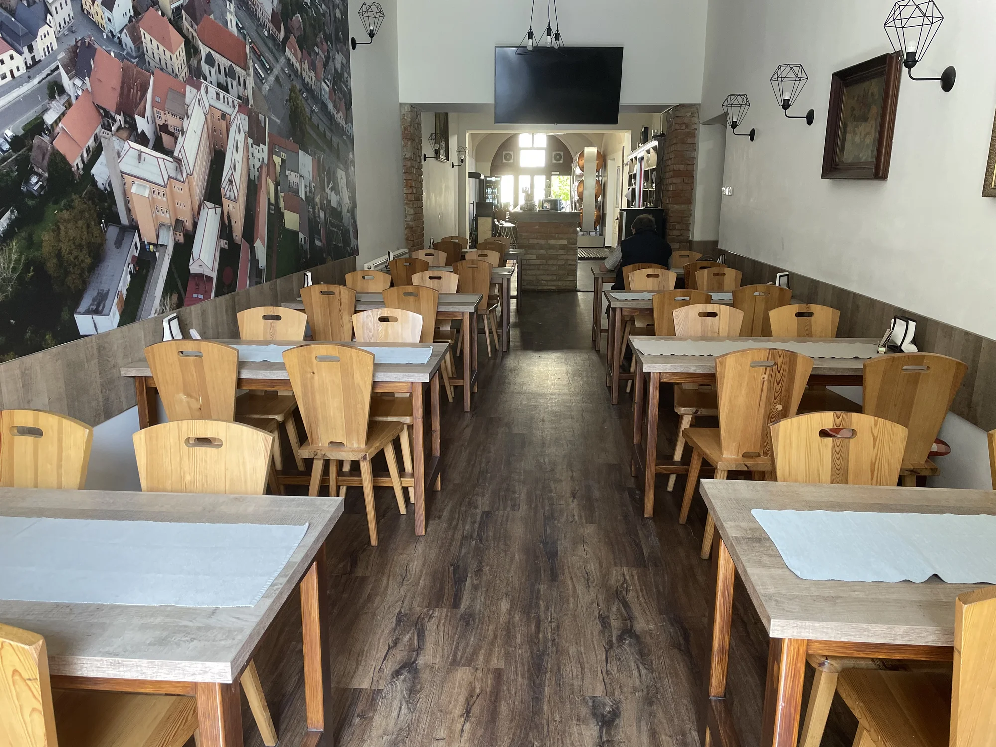 Masové prkno v restaurantu Beránek: steaky z kotlety i krkovice, pečená žebra i kuřecí paličky