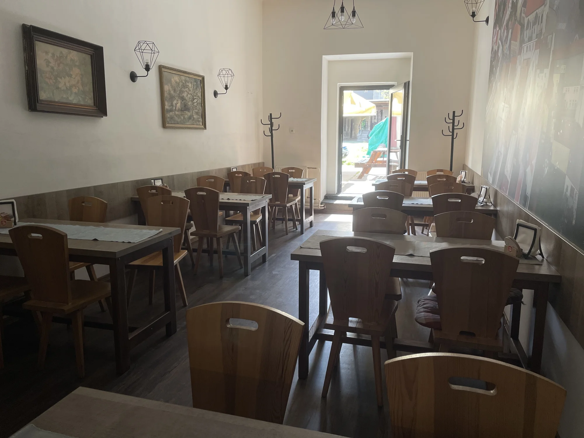 Masové prkno v restaurantu Beránek: steaky z kotlety i krkovice, pečená žebra i kuřecí paličky