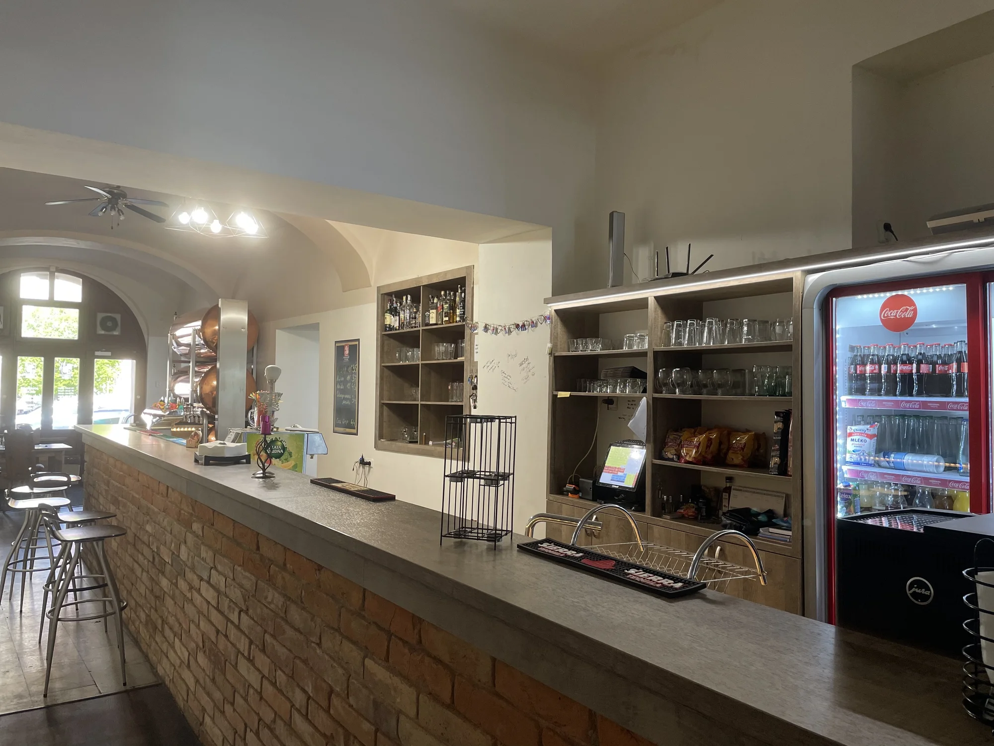 Masové prkno v restaurantu Beránek: steaky z kotlety i krkovice, pečená žebra i kuřecí paličky