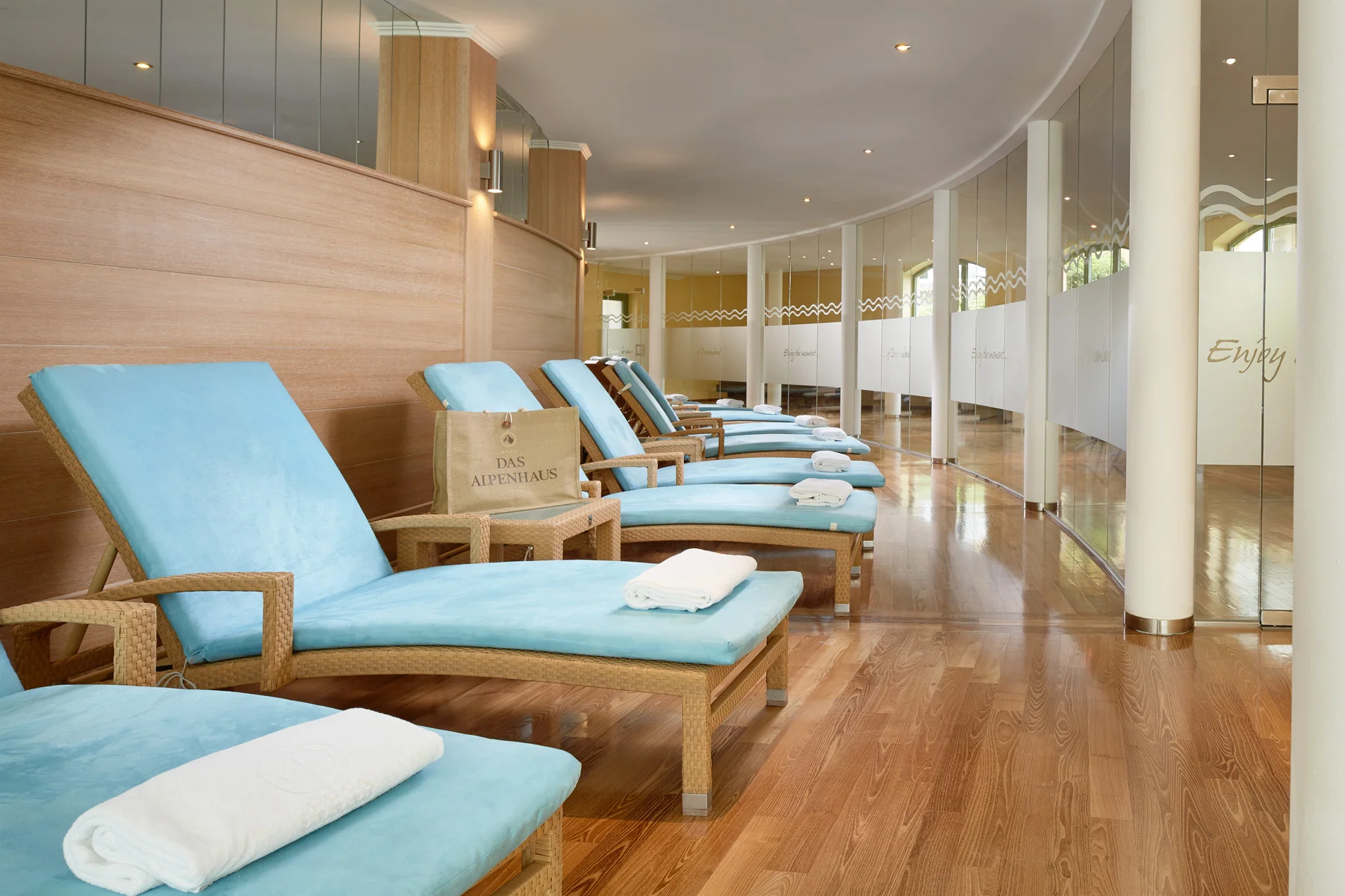 Pobyt v malebném údolí Gastein: polopenze, neomezený wellness, 2 minuty busem k nejbližší lanovce