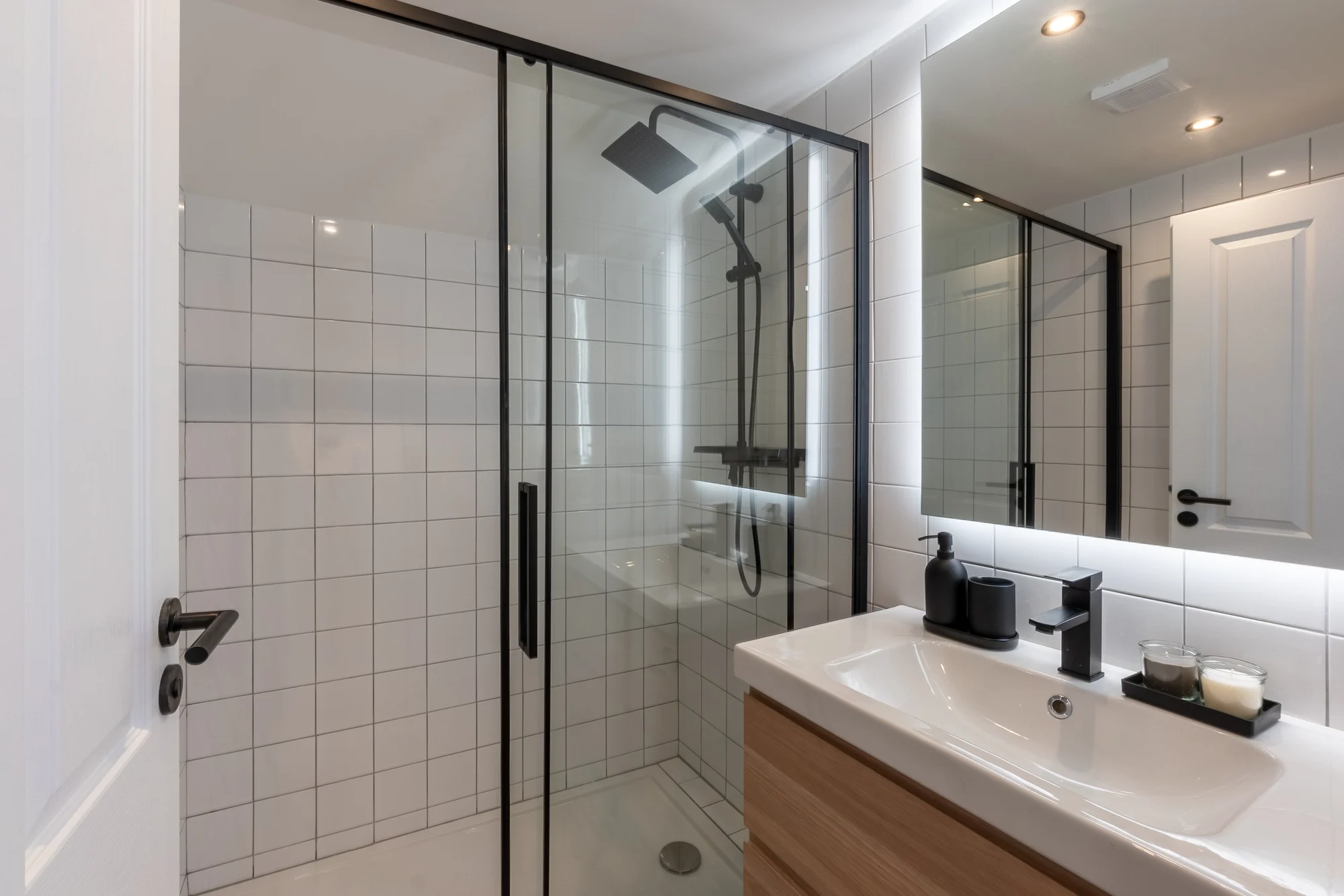 Nádherné apartmány ve Velkých Losinách: kapacita až 8 osob, možnost snídaní i wellness