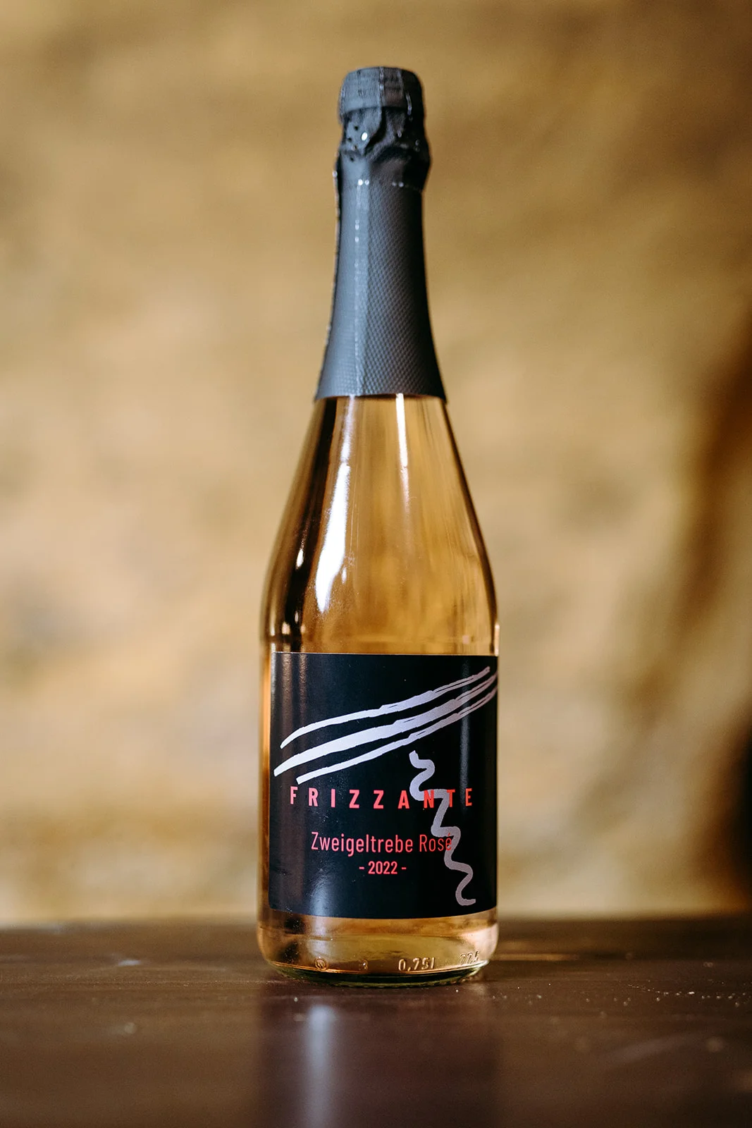 Prohlídka vinařství s degustací 6 až 8 vzorků vína i včetně pohoštění