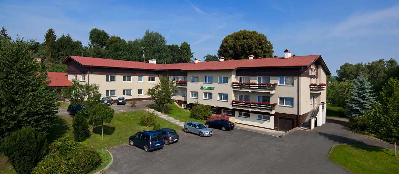 3* penzion ve Františkových lázních: snídaně, láhev vína i wellness procedury