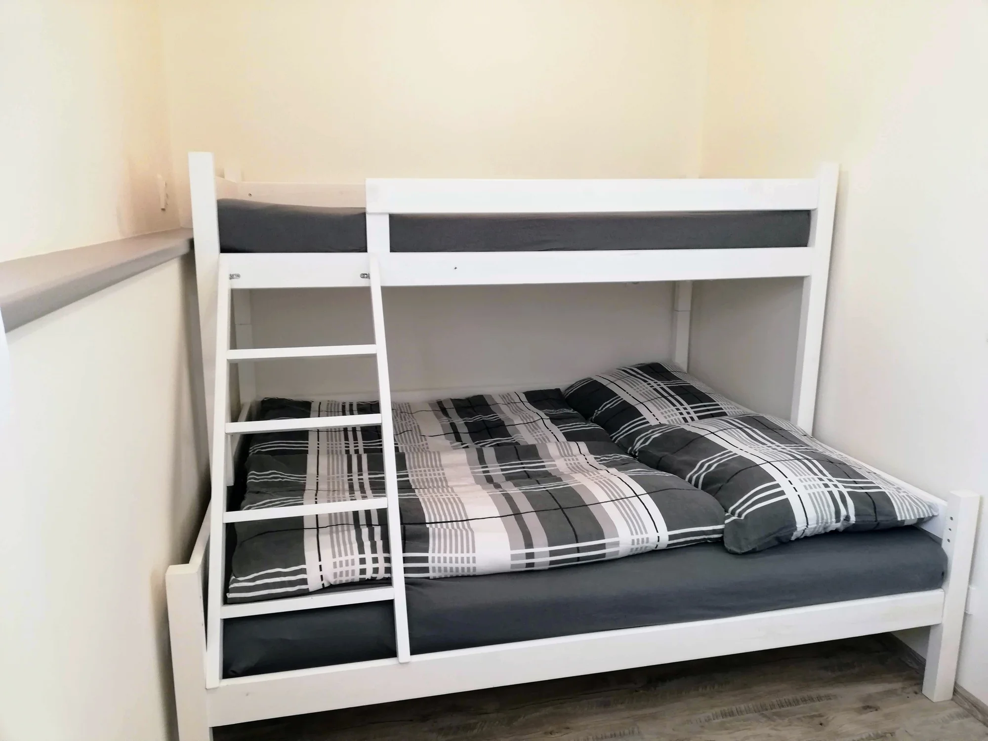 Moderní a prostorné apartmány v CHKO Železné hory pro pár i rodinu