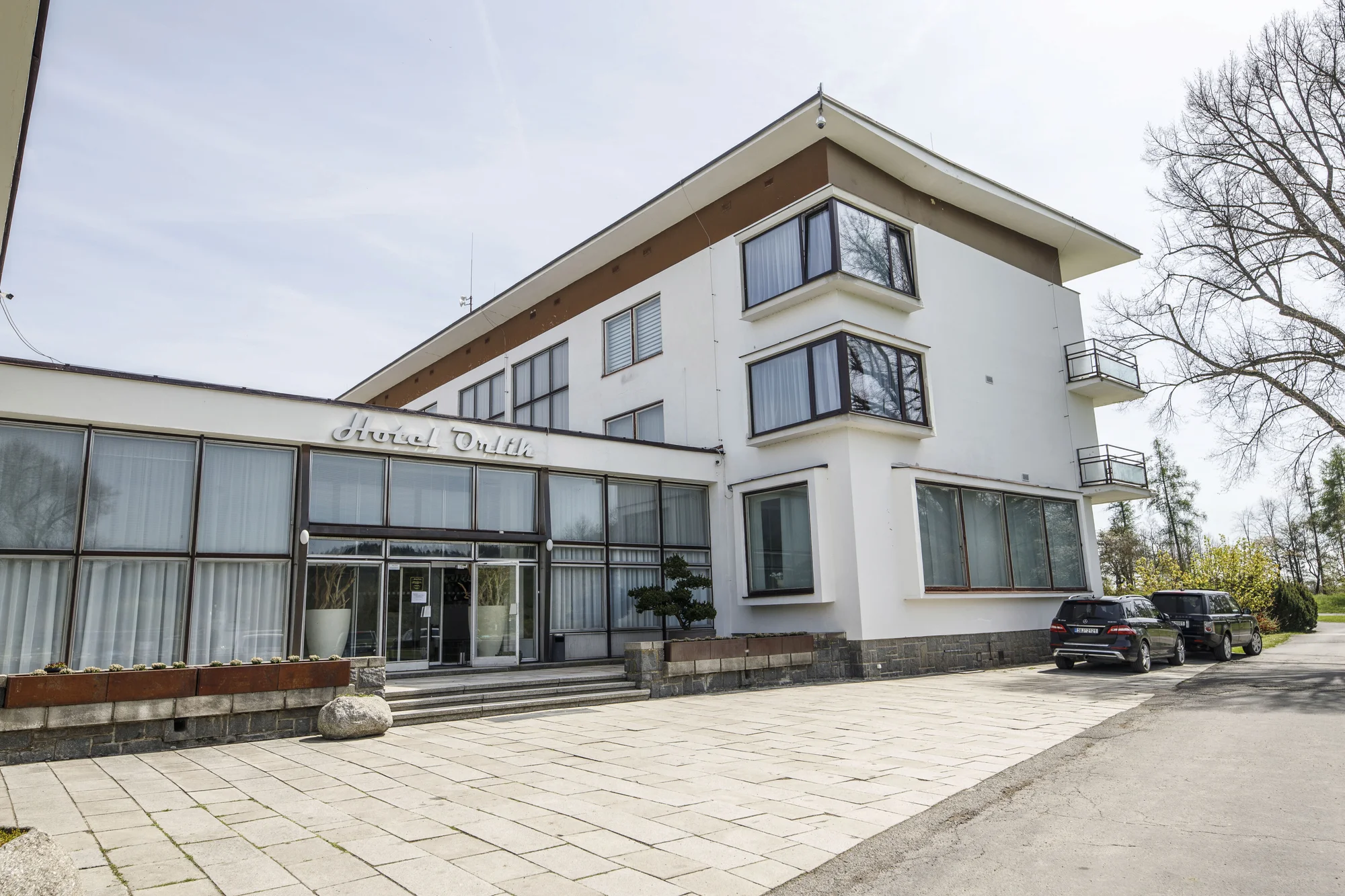 Veřejný wellness s bazénem, saunami, vířivkou a posilovnou pro dospělé i rodinu