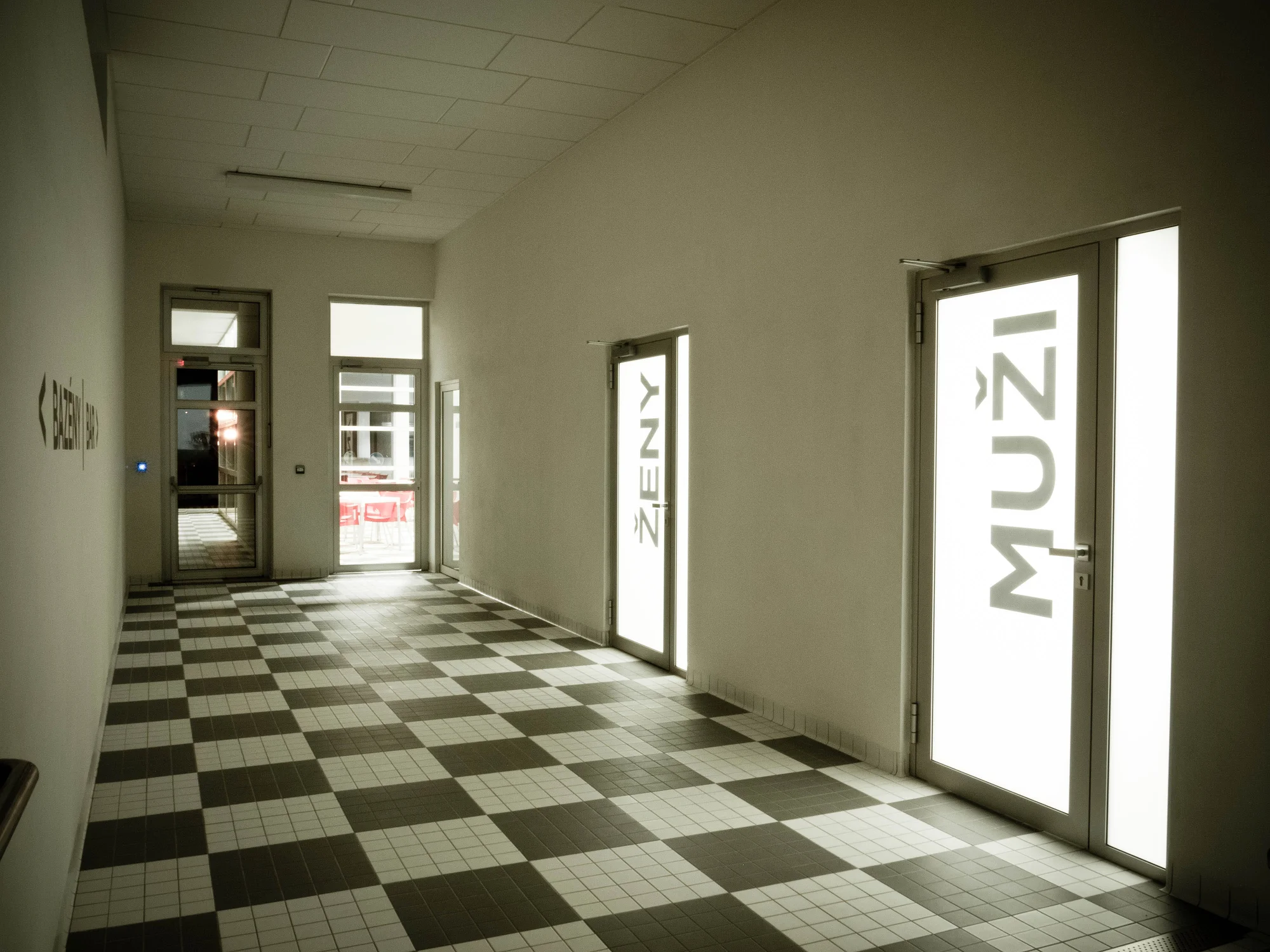 Plovárna Luhačovice: 90min. vstup do bazénů, vířivky a parní kabiny
