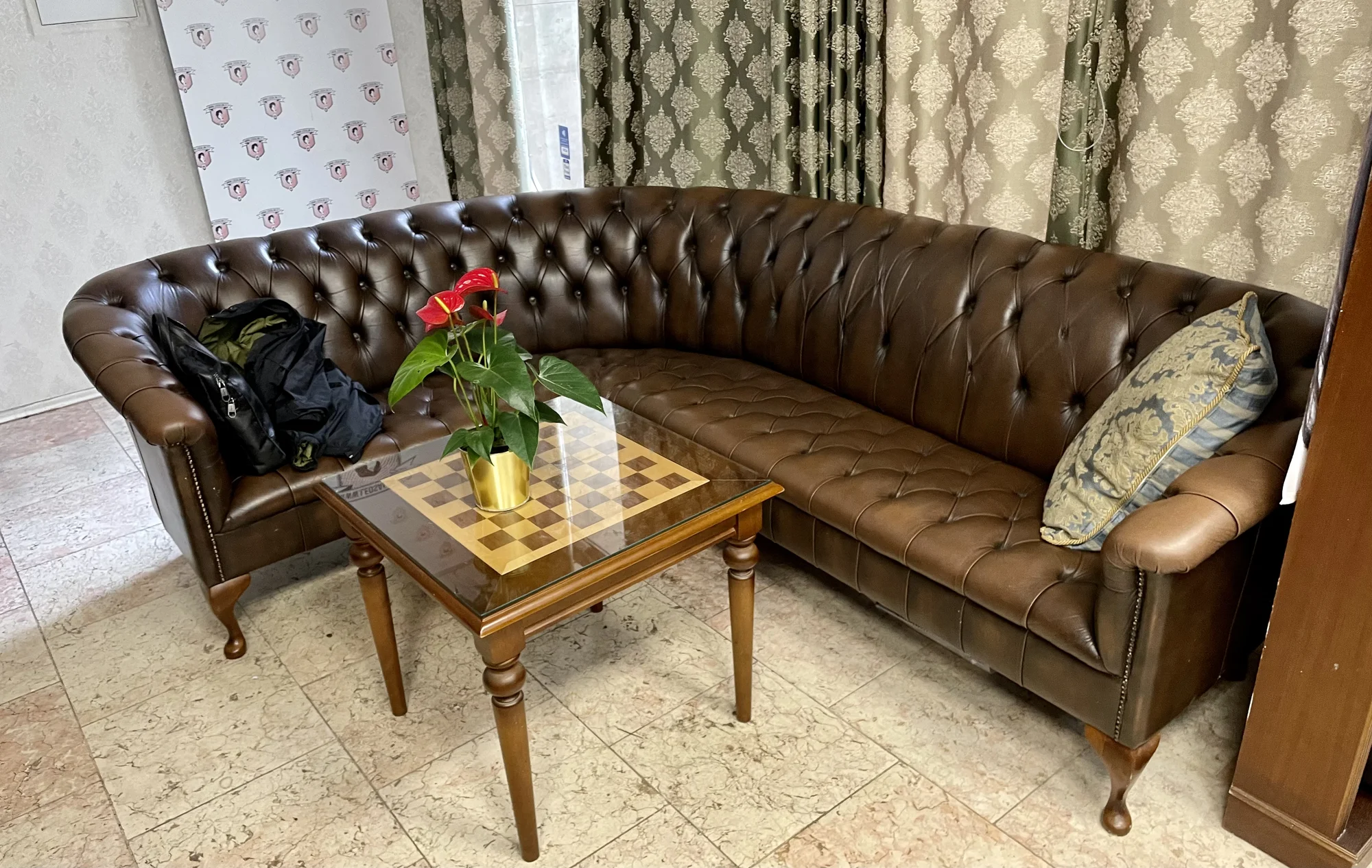 Pánský módní barber střih i úprava vousů v barbershopu na Vinohradech