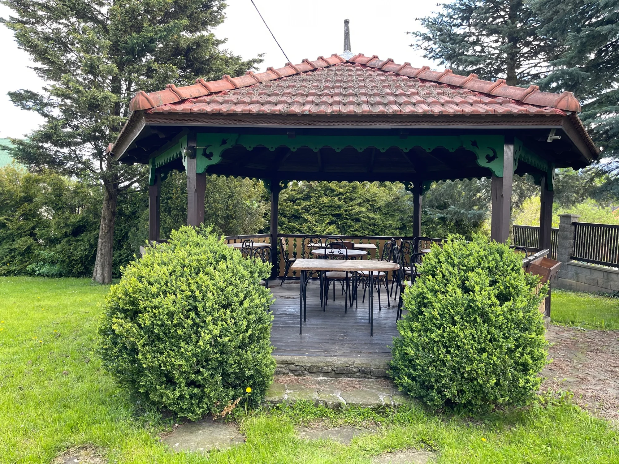 Privátní wellness a kachní prsa nebo lovecké menu v historickém letohrádku pro 2 osoby
