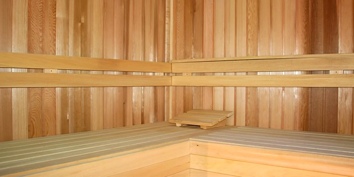 Privátní vířivka a sauna na 90 nebo 120 min. i s lahví vína pro 2 osoby