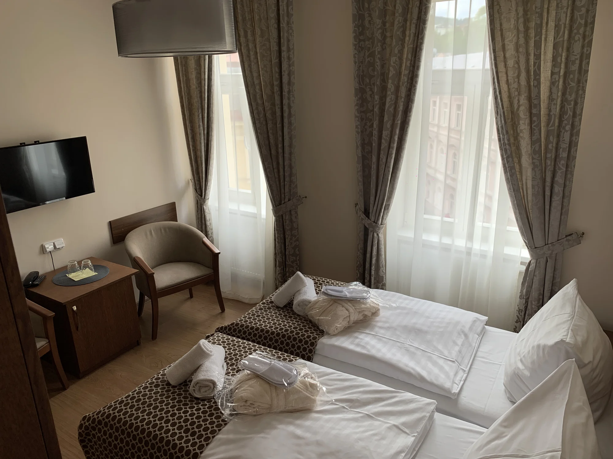 Relaxační pobyt v Karlových Varech: snídaně a vstup do bazénů hotelu Thermal a Saunie