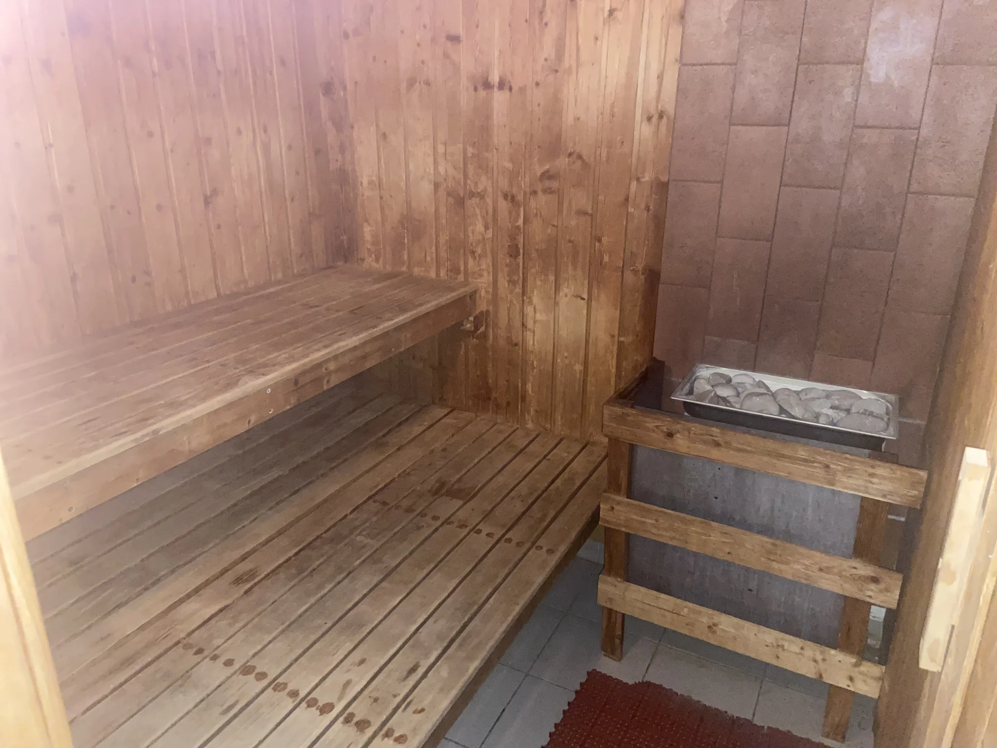 50 minut v privátní finské sauně nebo infrasauně pro 2 osoby
