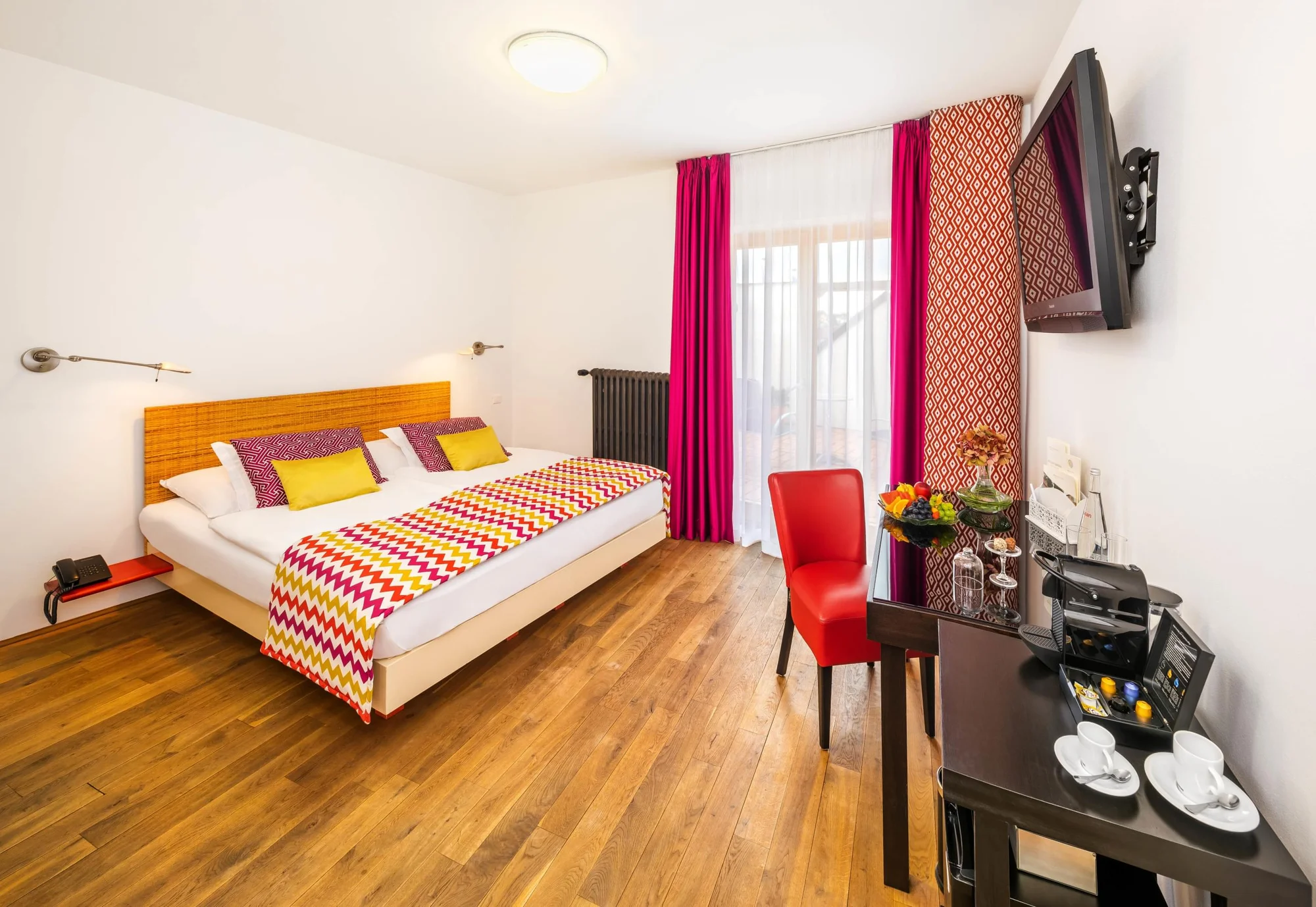Relax v designovém hotelu v Benešově: snídaně i vstupenky na Konopiště